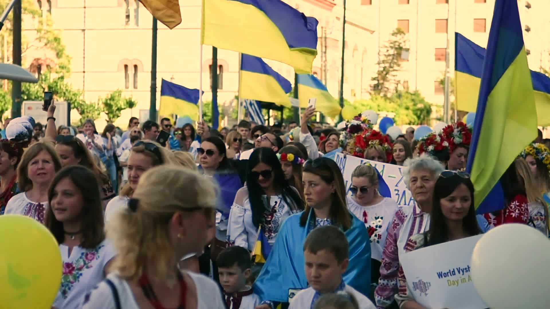 Ukrainians Celebrate Vyshyvanka Day In Athens