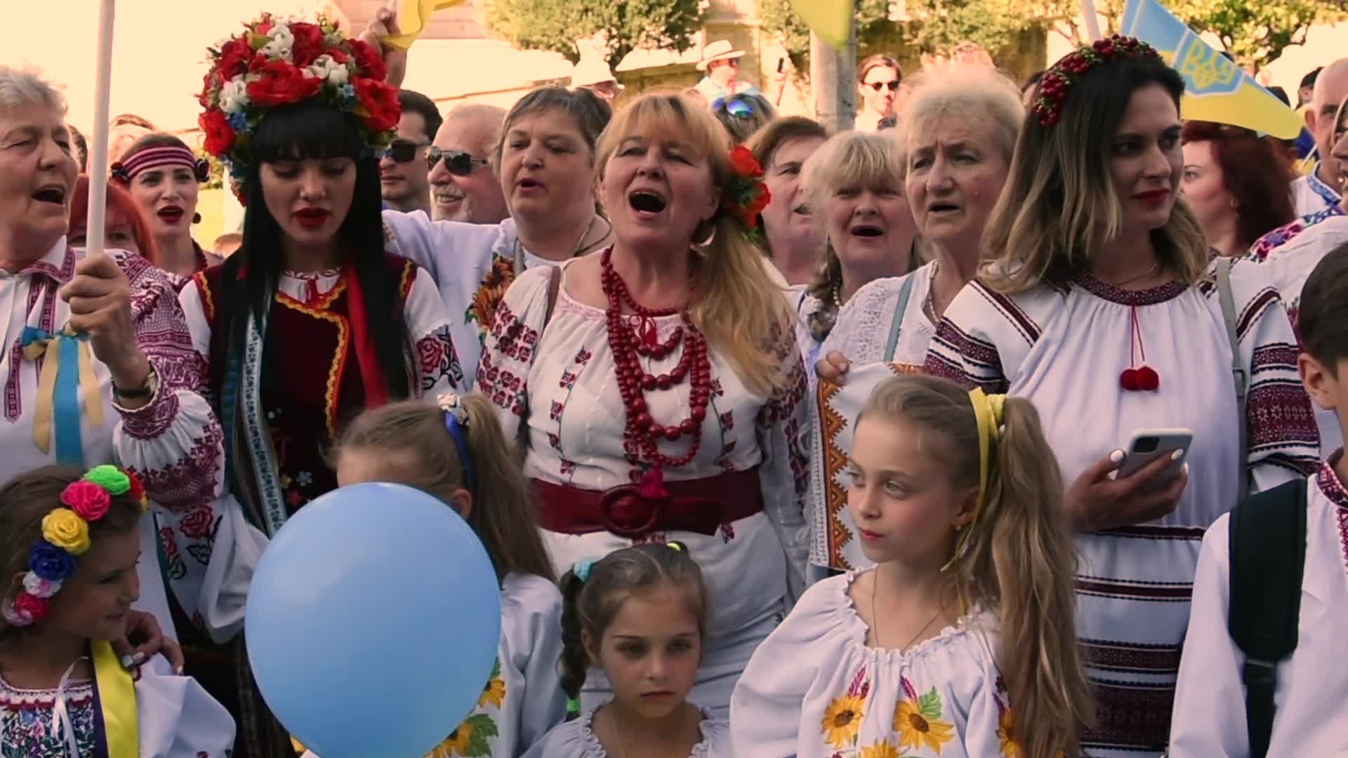 Ukrainians Celebrate Vyshyvanka Day In Athens