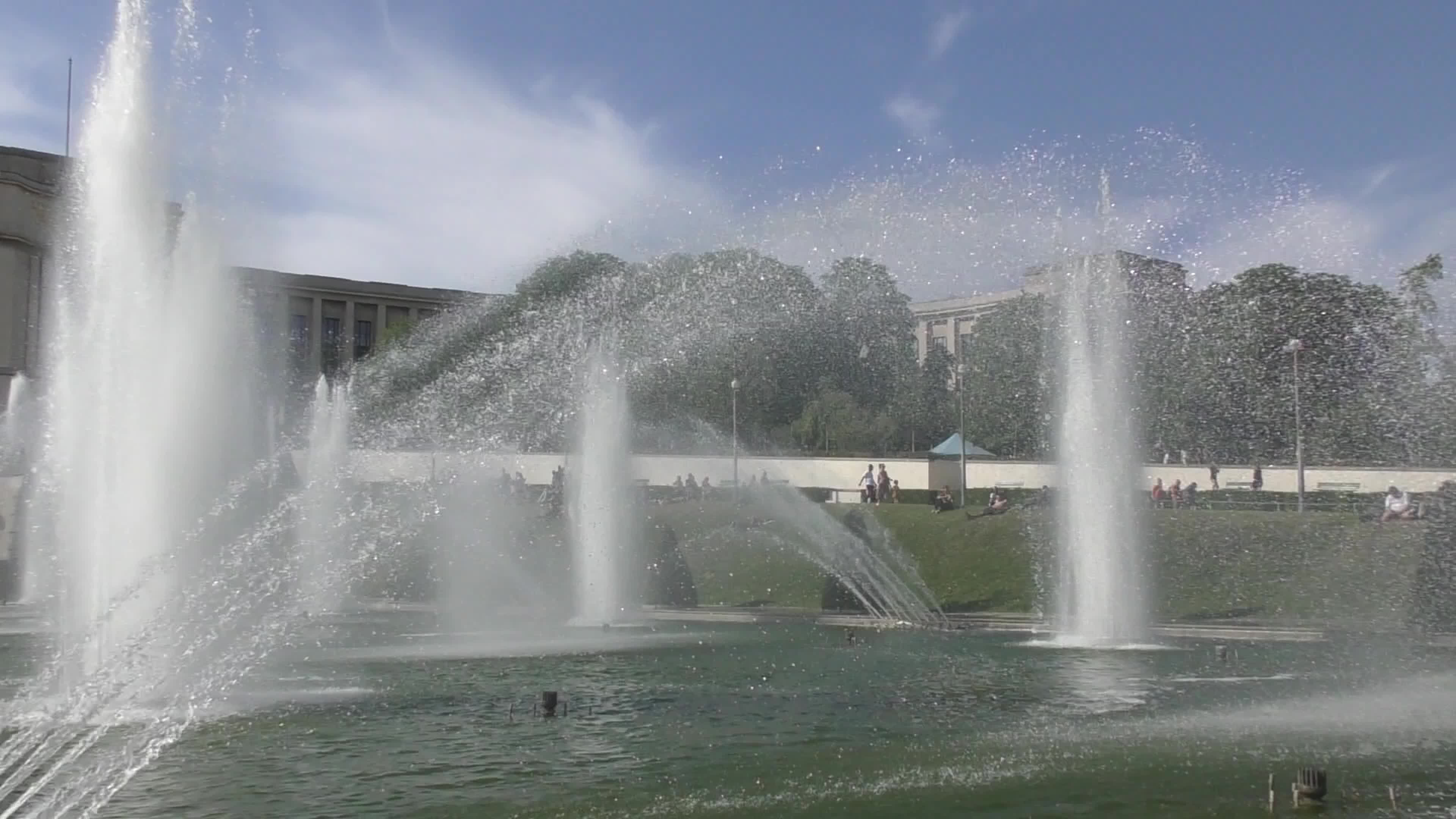 Trocadero pools and fountains in Paris