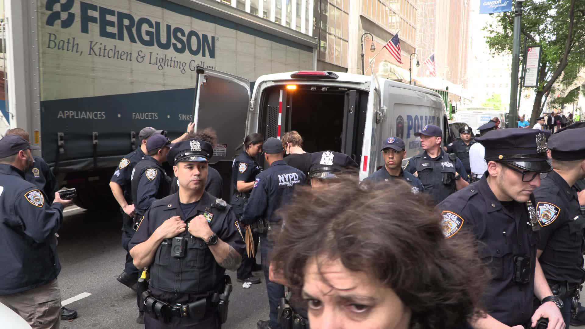 NYC: Arrests at BlackRock HQ after climate protest