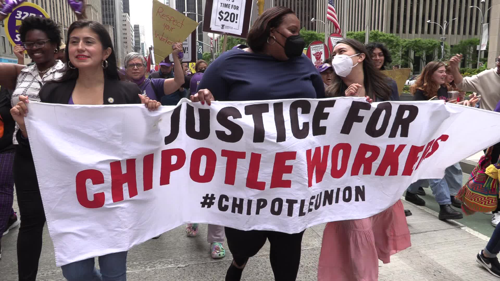 NYC: Chipotle workers rally for higher wages, better hours