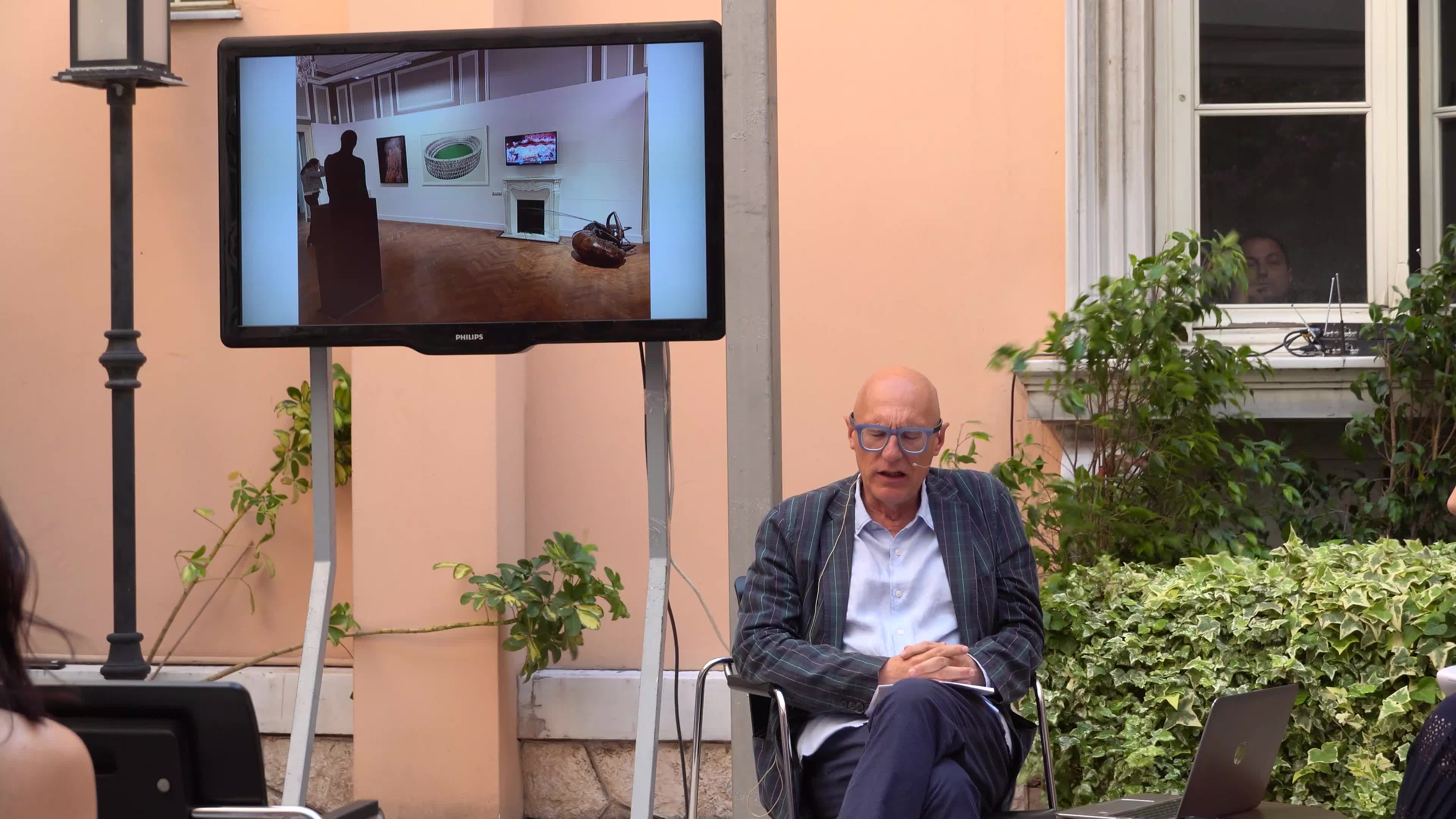 Italian artist Antonio Riello met with art lovers in a conversation