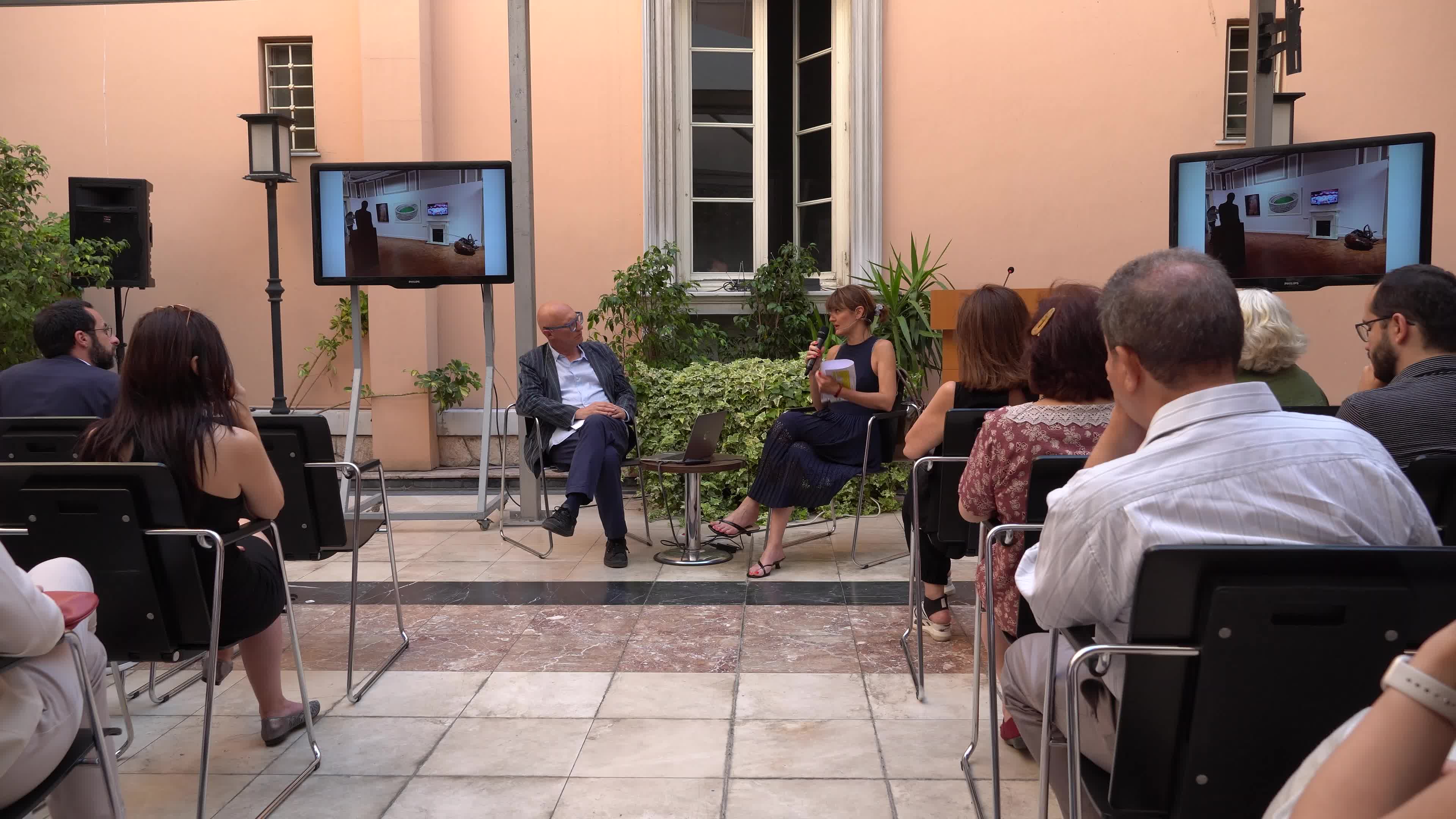 Italian artist Antonio Riello met with art lovers in a conversation