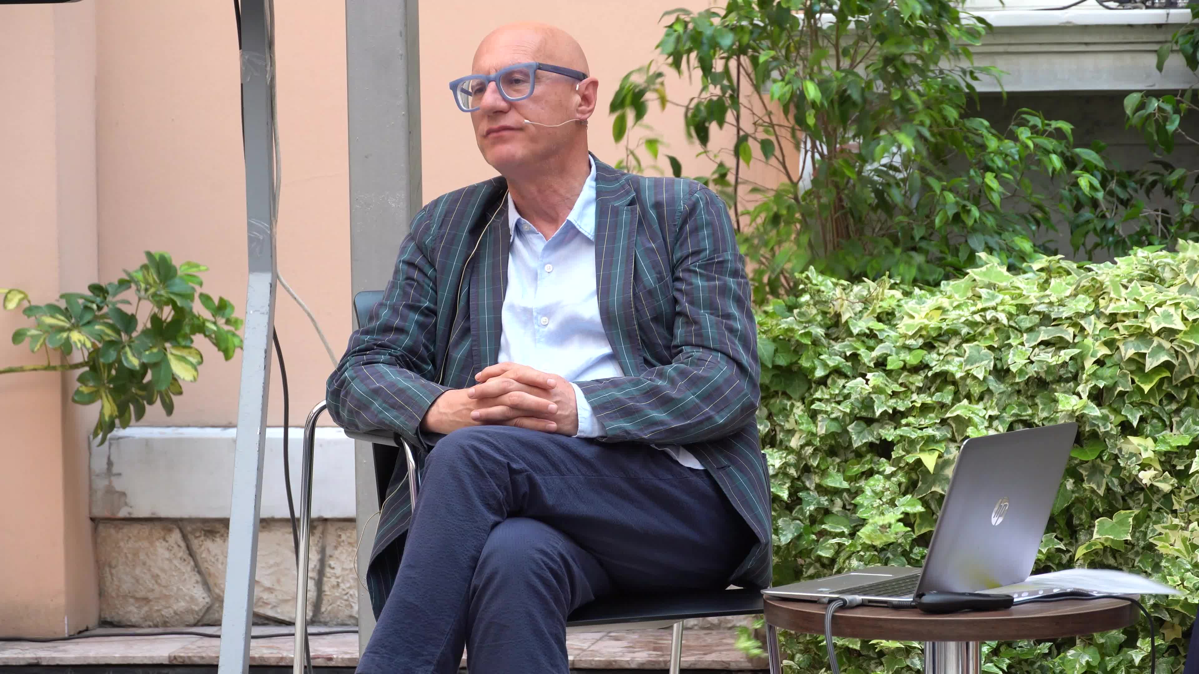 Italian artist Antonio Riello met with art lovers in a conversation