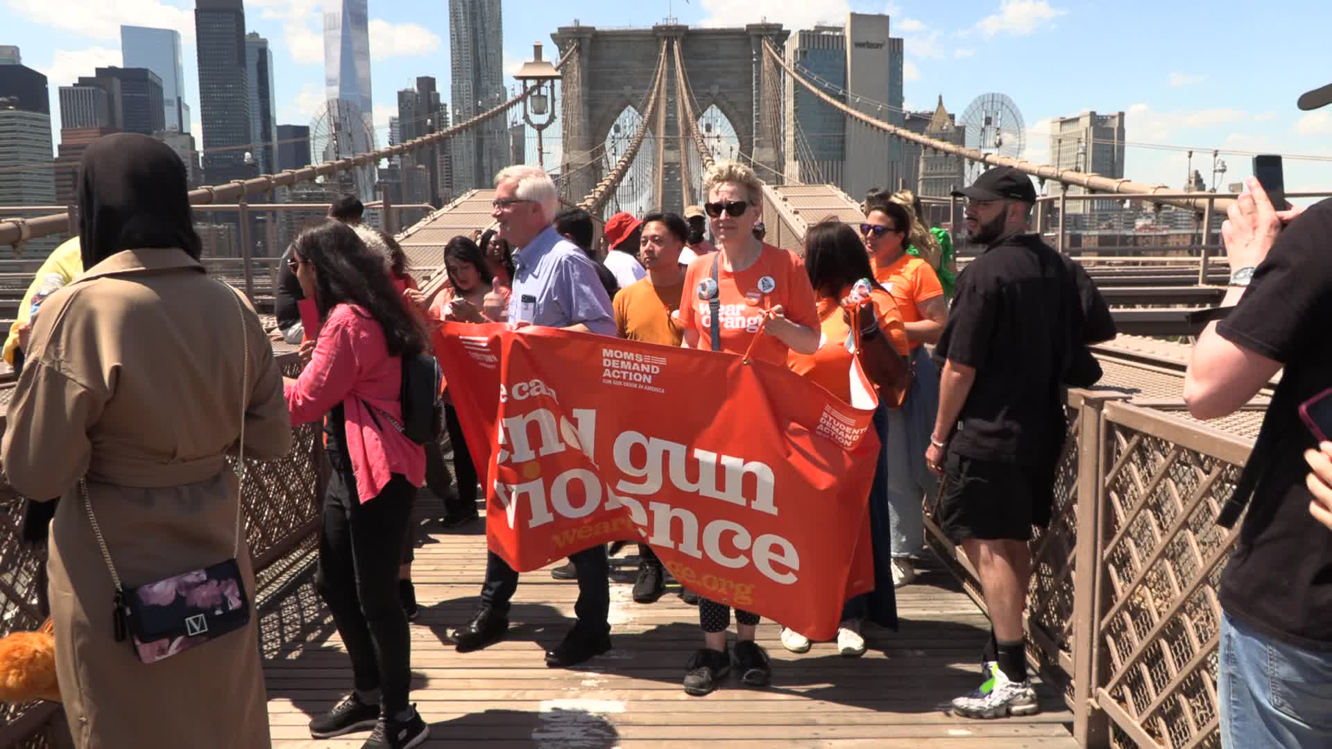 NYC: Moms march over Brooklyn Bridge against gun violence