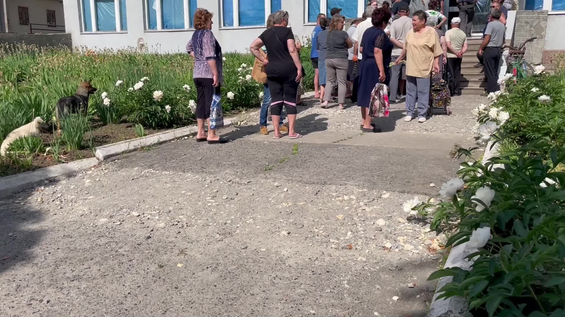 Humanitarian Help In Novovorontsovka-Front Line