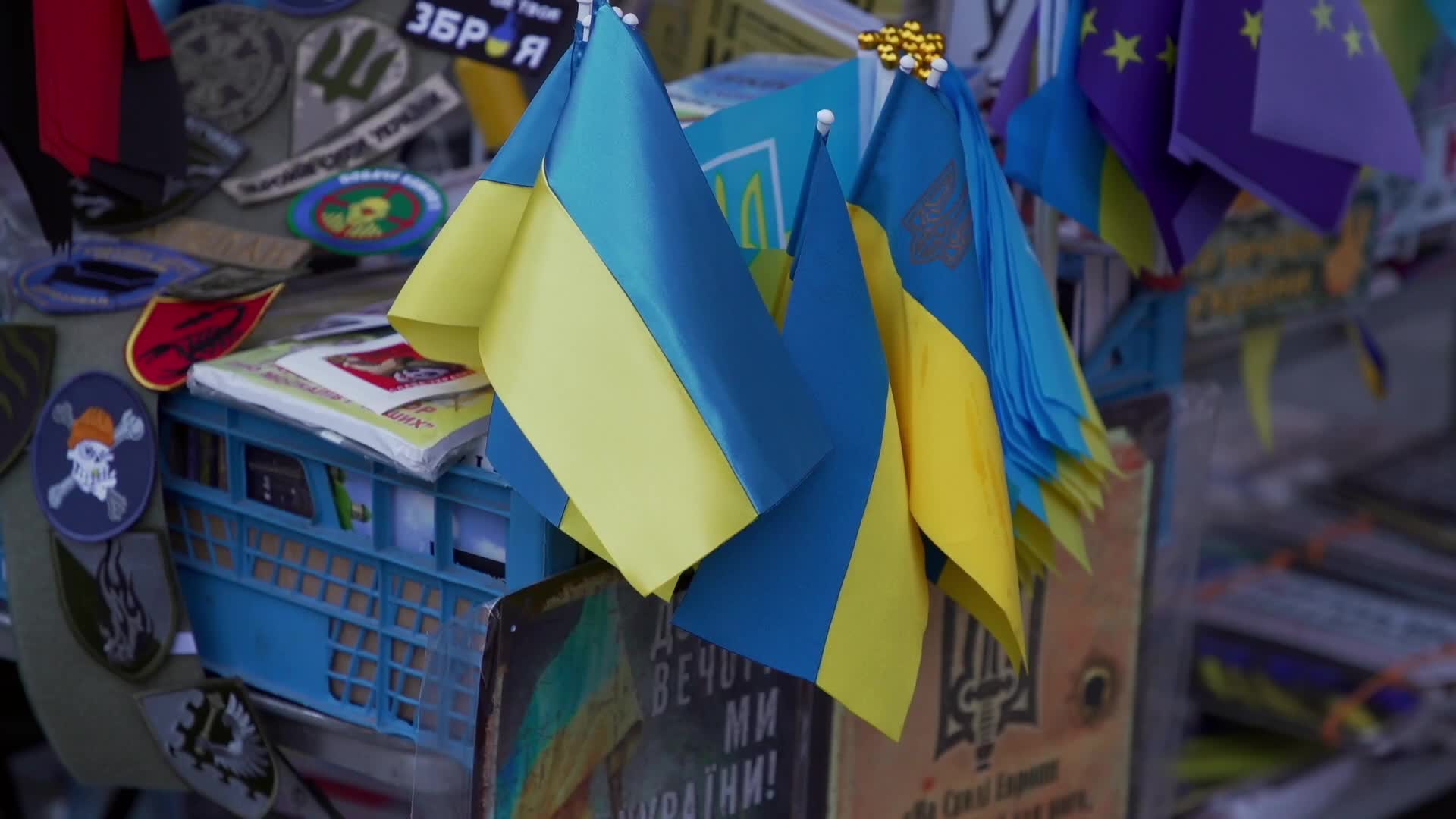 Ukrainian patriotic paraphernalia popular due to war