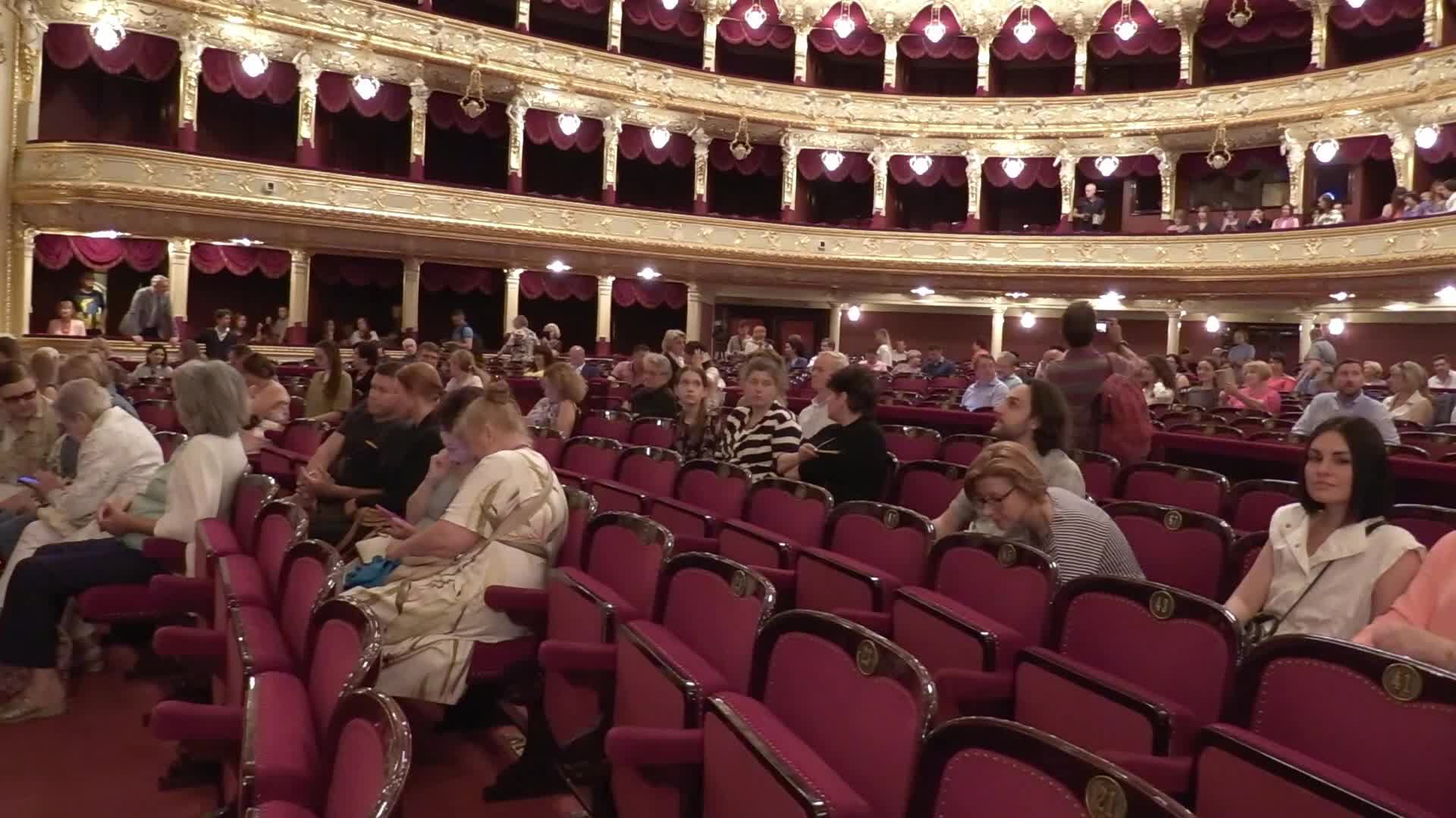 The Odesa Opera Theatre opened its doors to visitors, for the first time since the Russian invasion in Ukraine, in Odesa