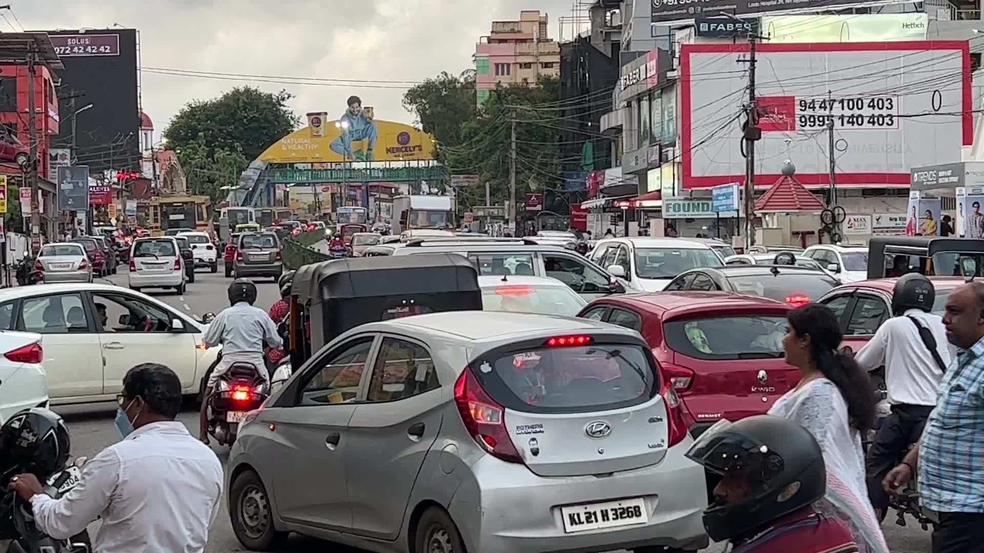 Heavy traffic in Thiruvananthapuram