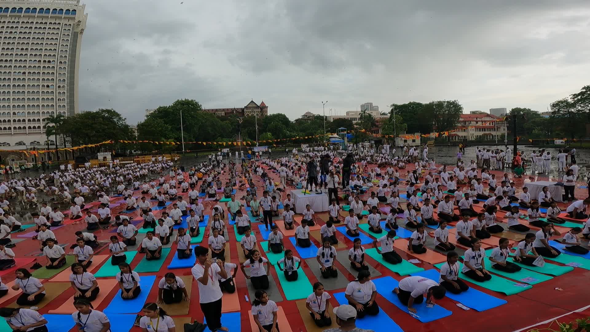 International Yoga Day In Mumbai 