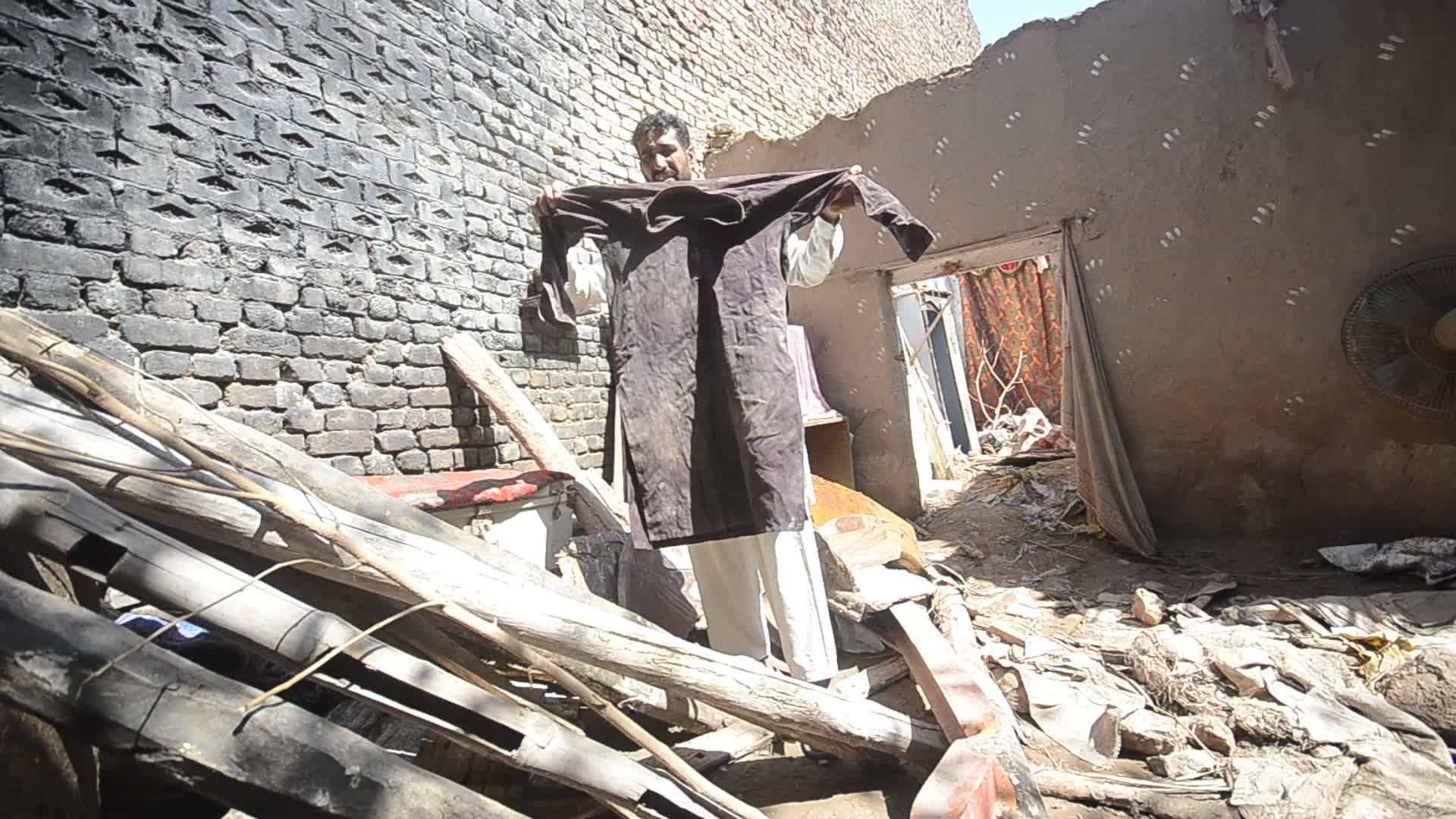 26 killed in roof collapse as heavy rain hits Pakistan's Peshawar
