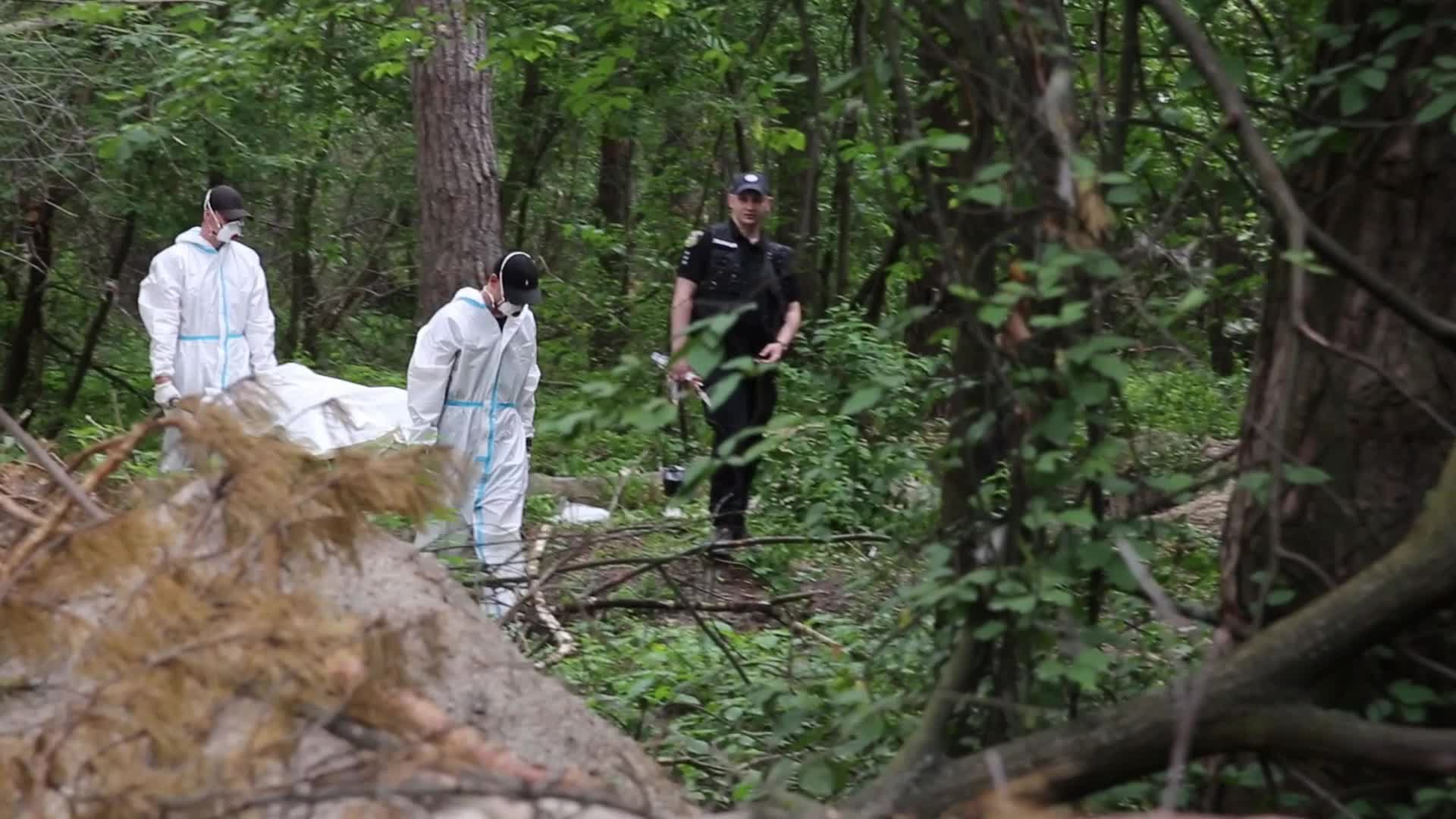 Exhumation of mass grave near Bucha