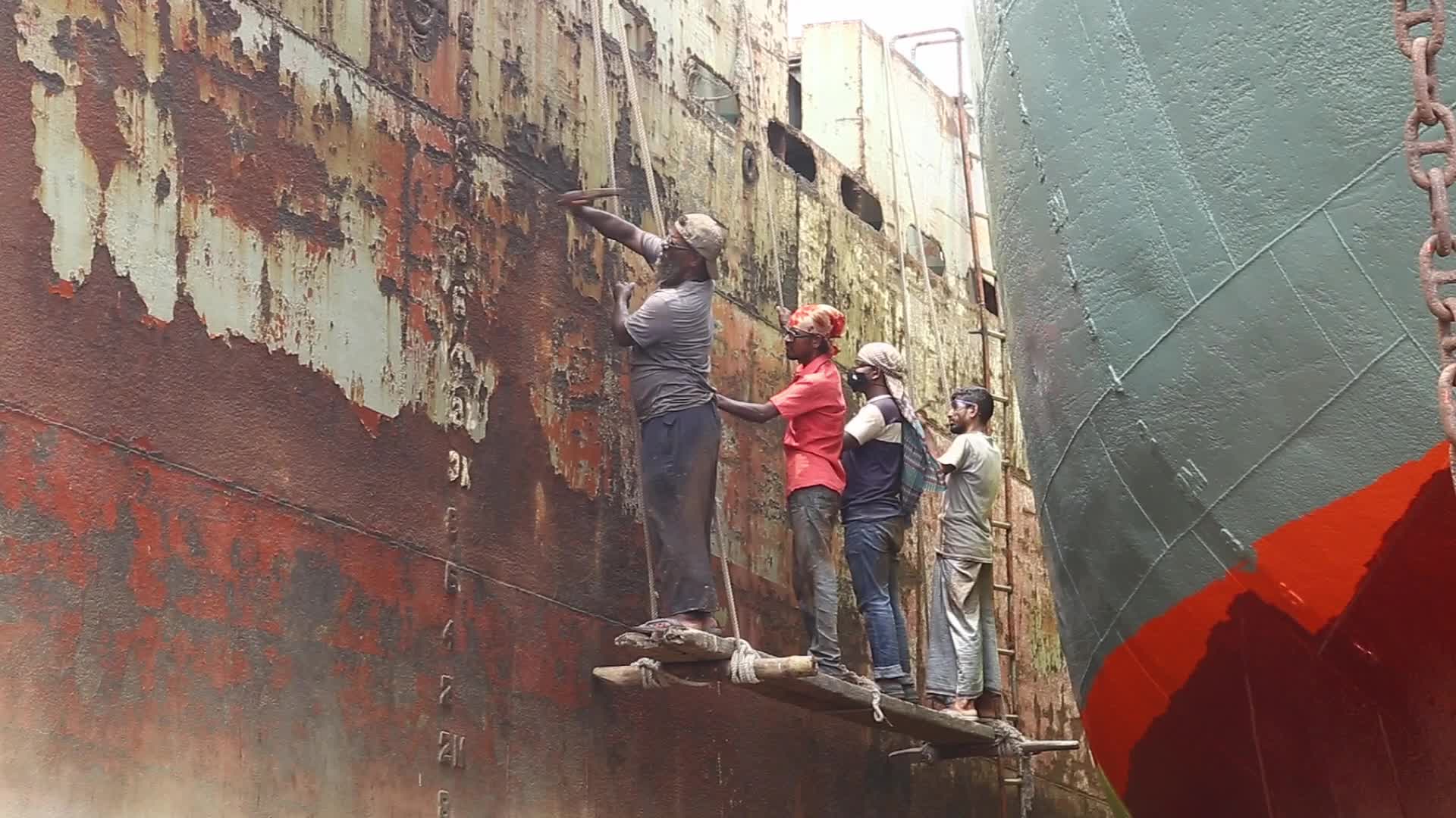 Shipyard Workers in Bangladesh