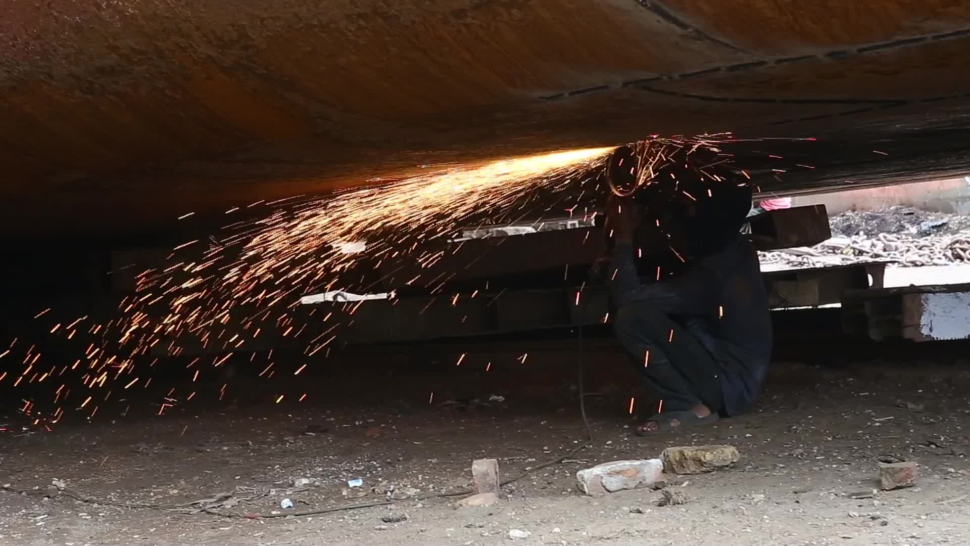 Shipyard Workers in Bangladesh