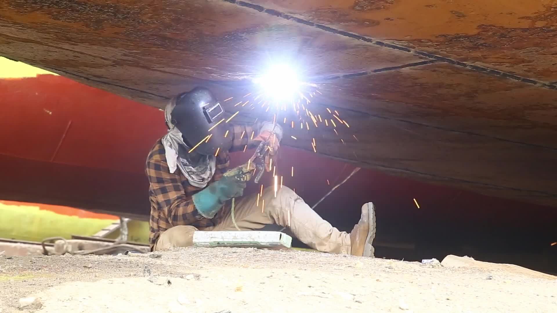 Shipyard Workers in Bangladesh
