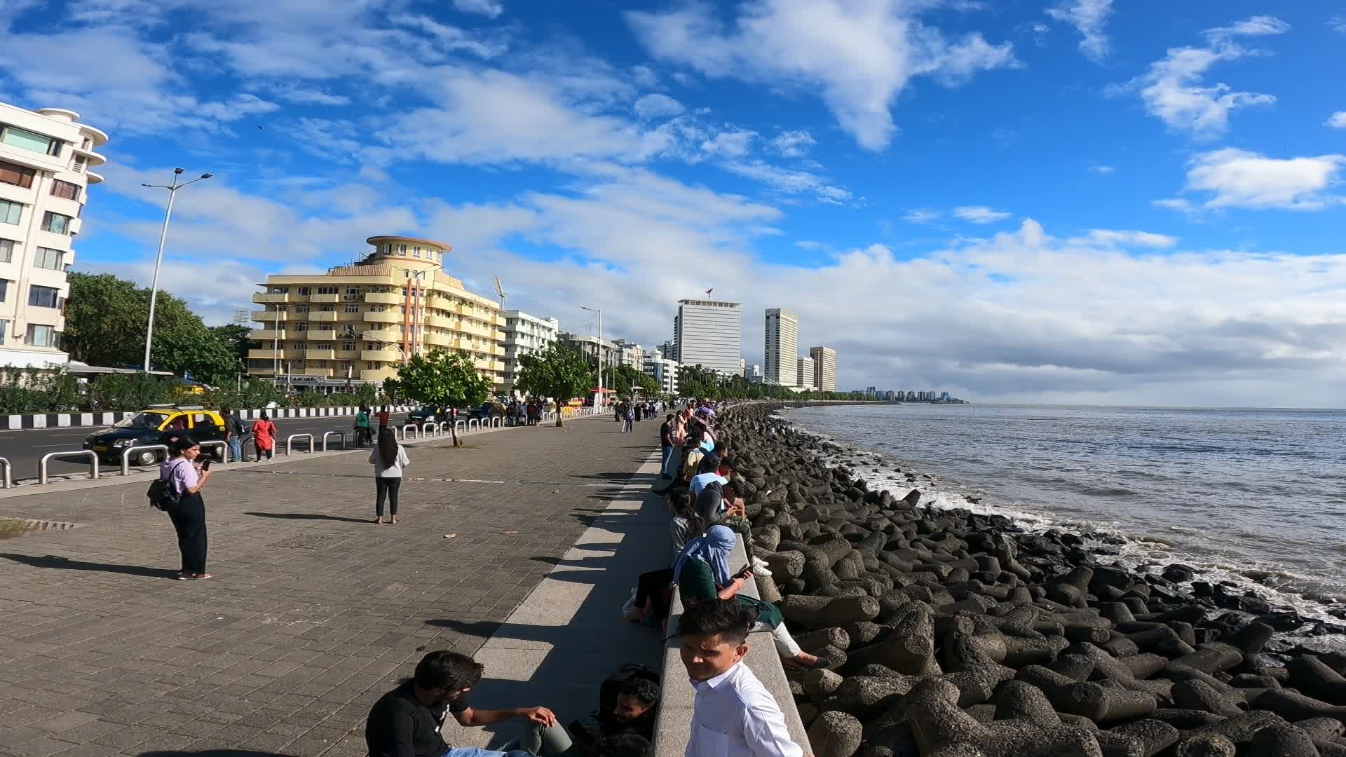Daily Life In Mumbai 