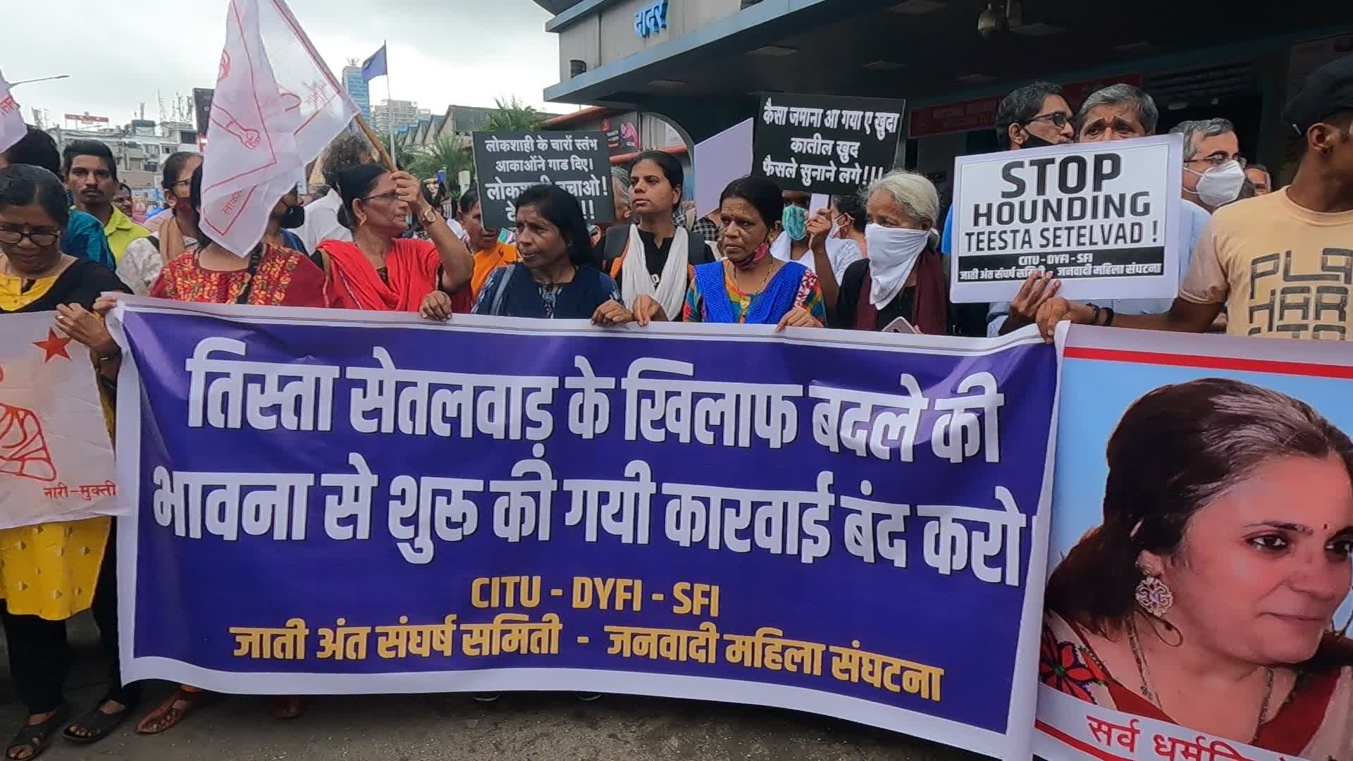 Protest In Mumbai 