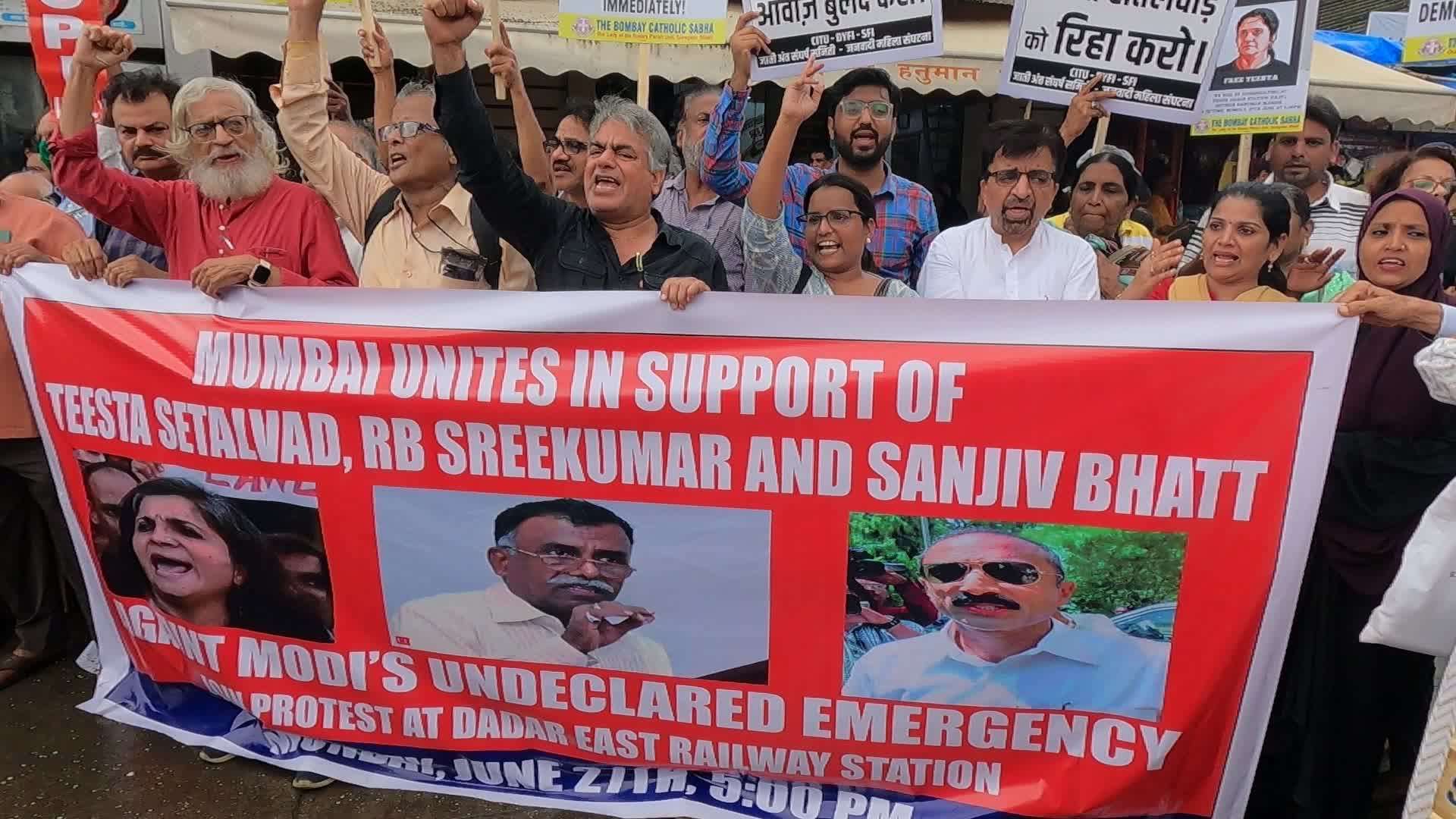 Protest In Mumbai 