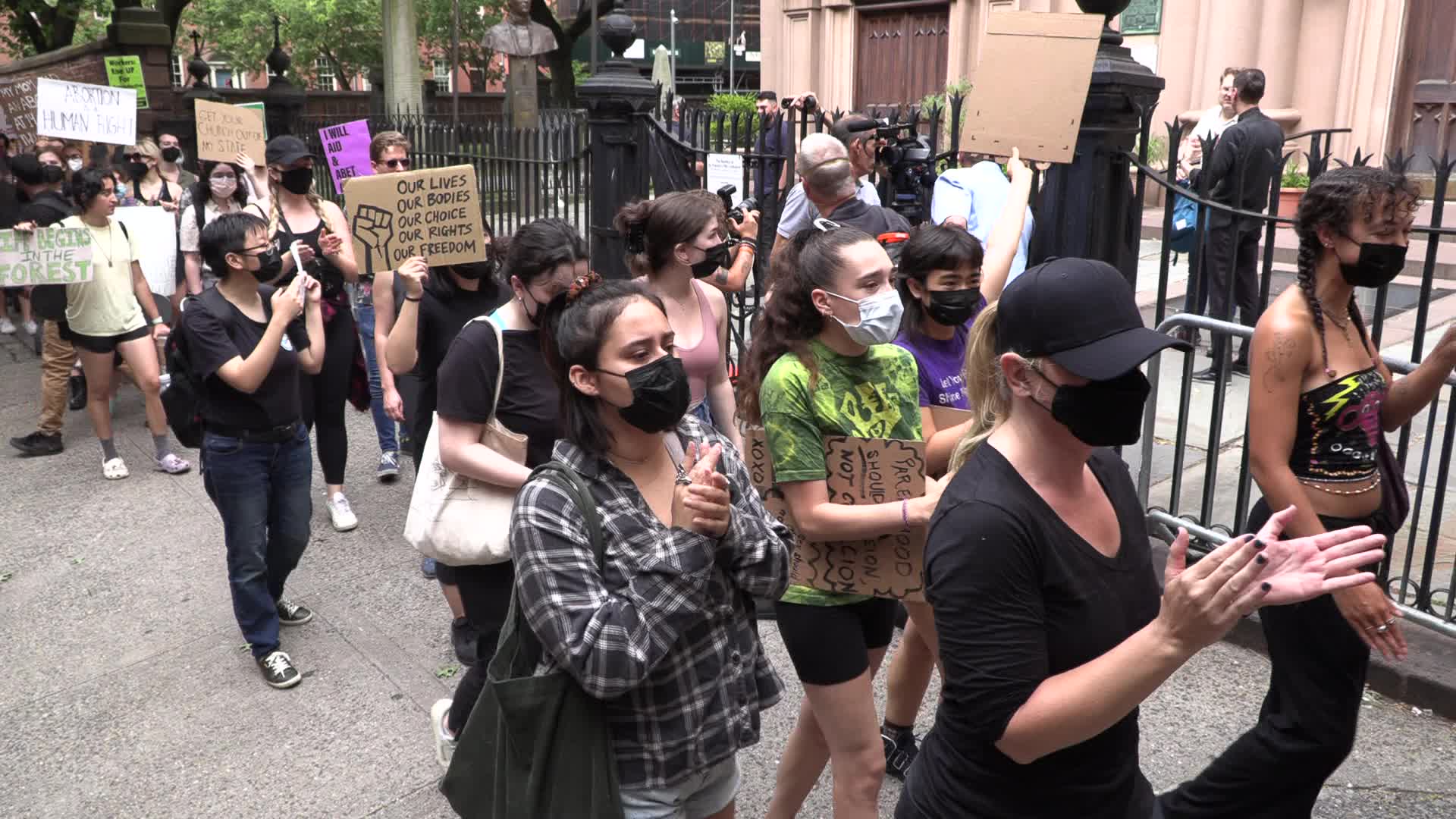 NYC: Pro-Abortion demonstrators disrupt anti-abortion clinic harassers