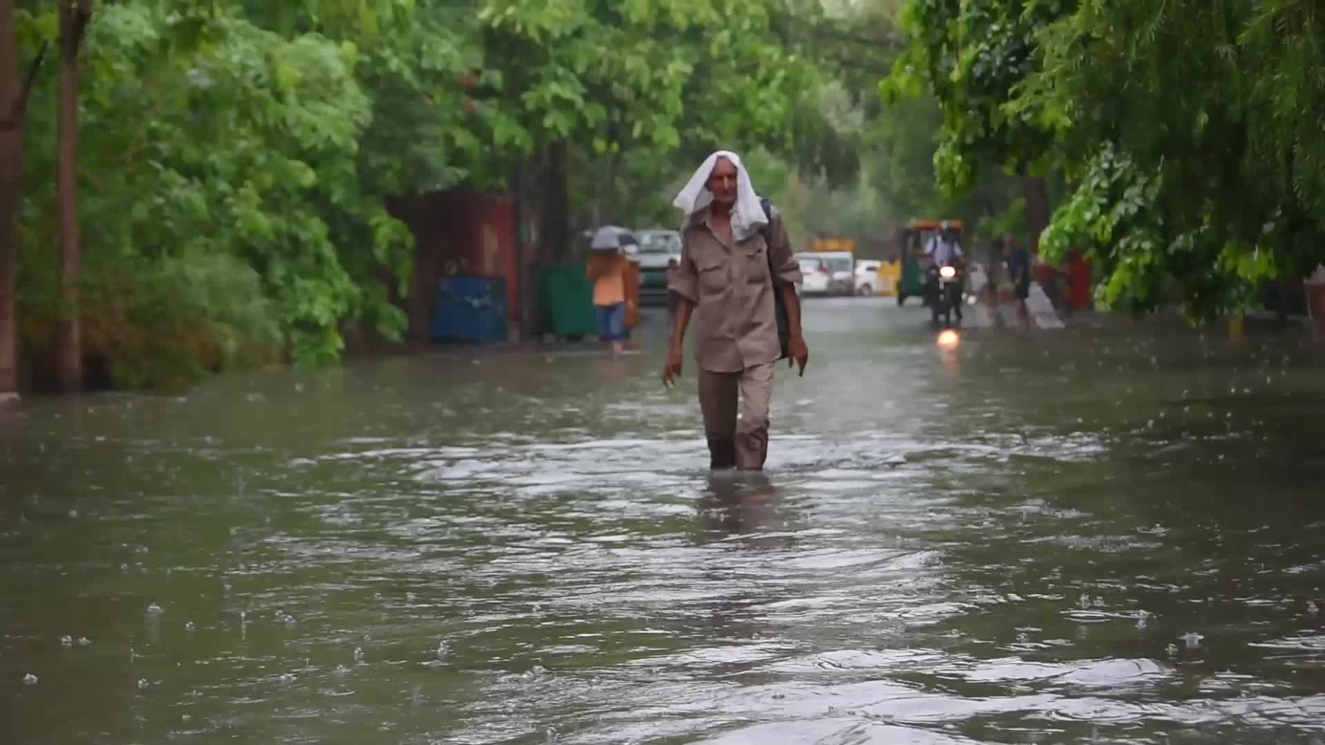 Heavy rainfall causes water-logging, traffic snarls in New Delhi.