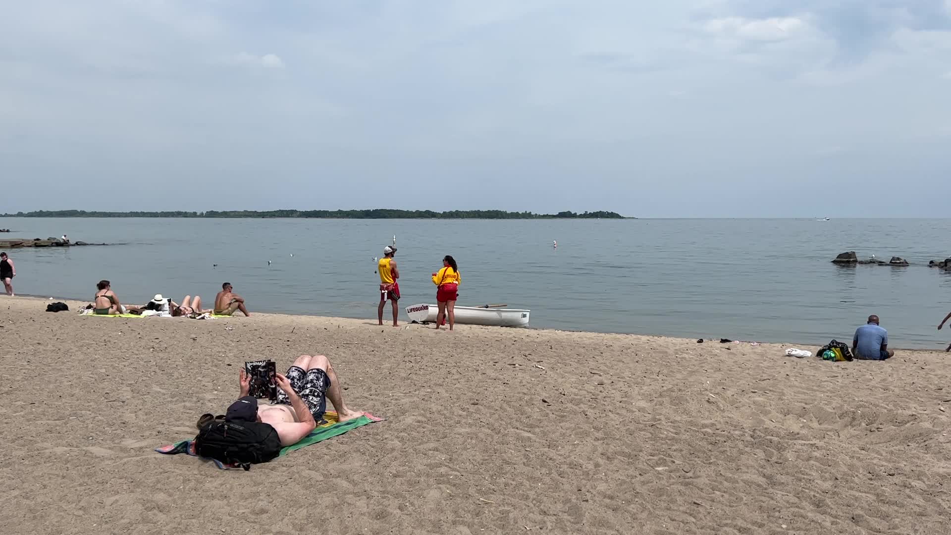 Hanlan's Point Beach