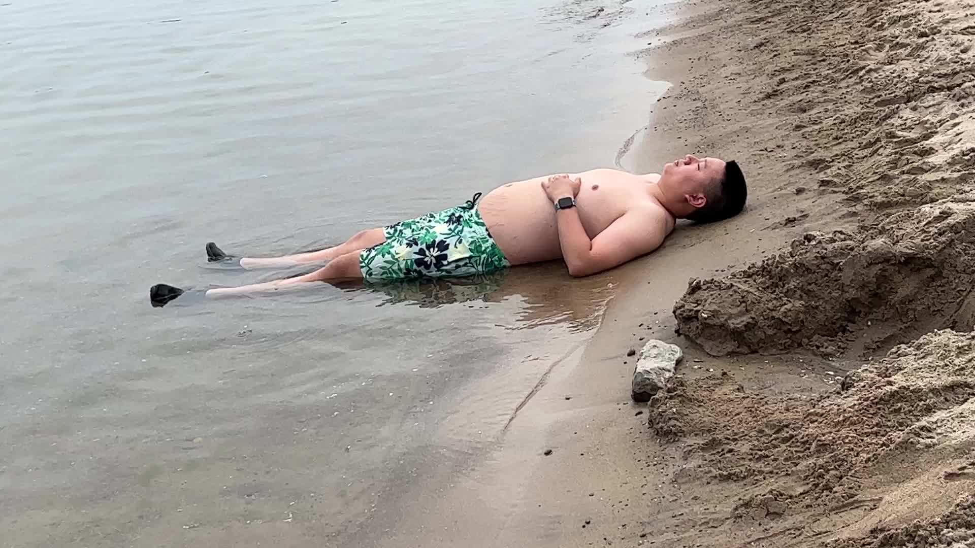 Centre Island Beach
