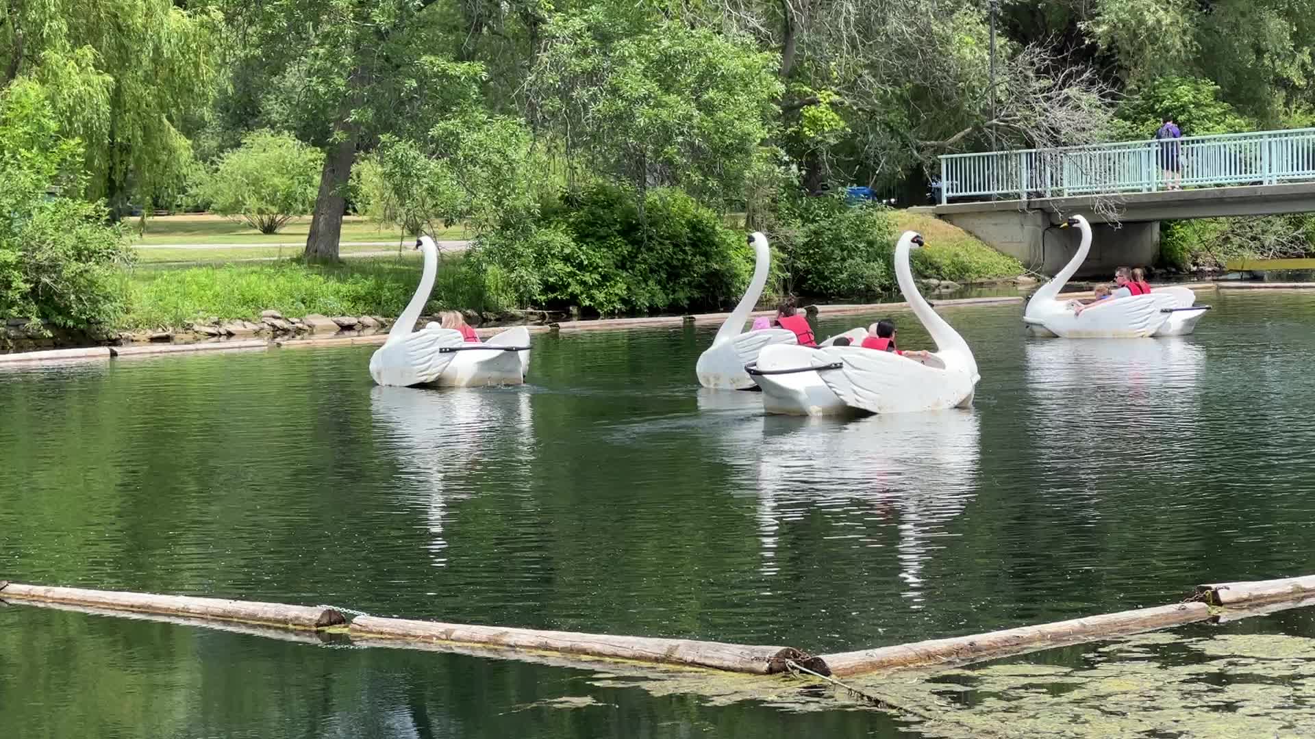 Daily life on Centre Island