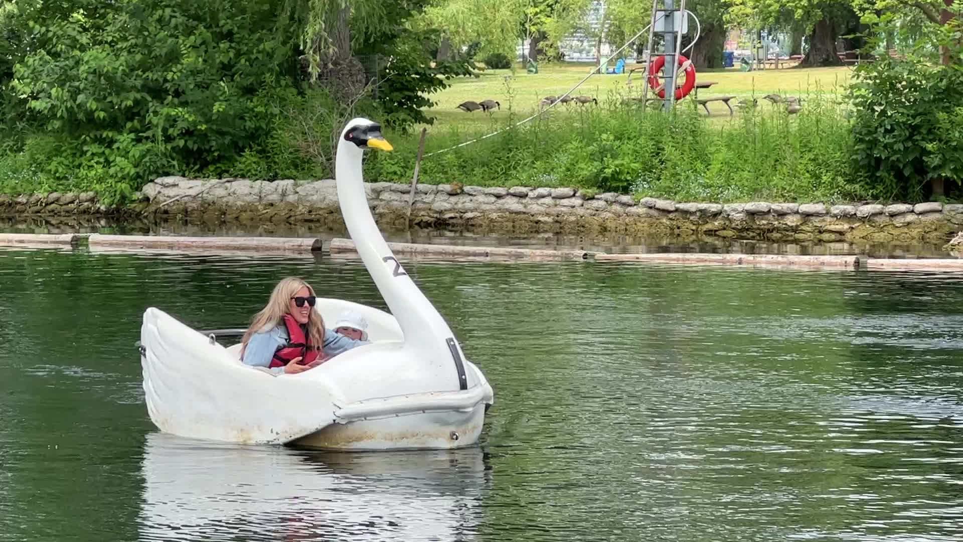 Daily life on Centre Island