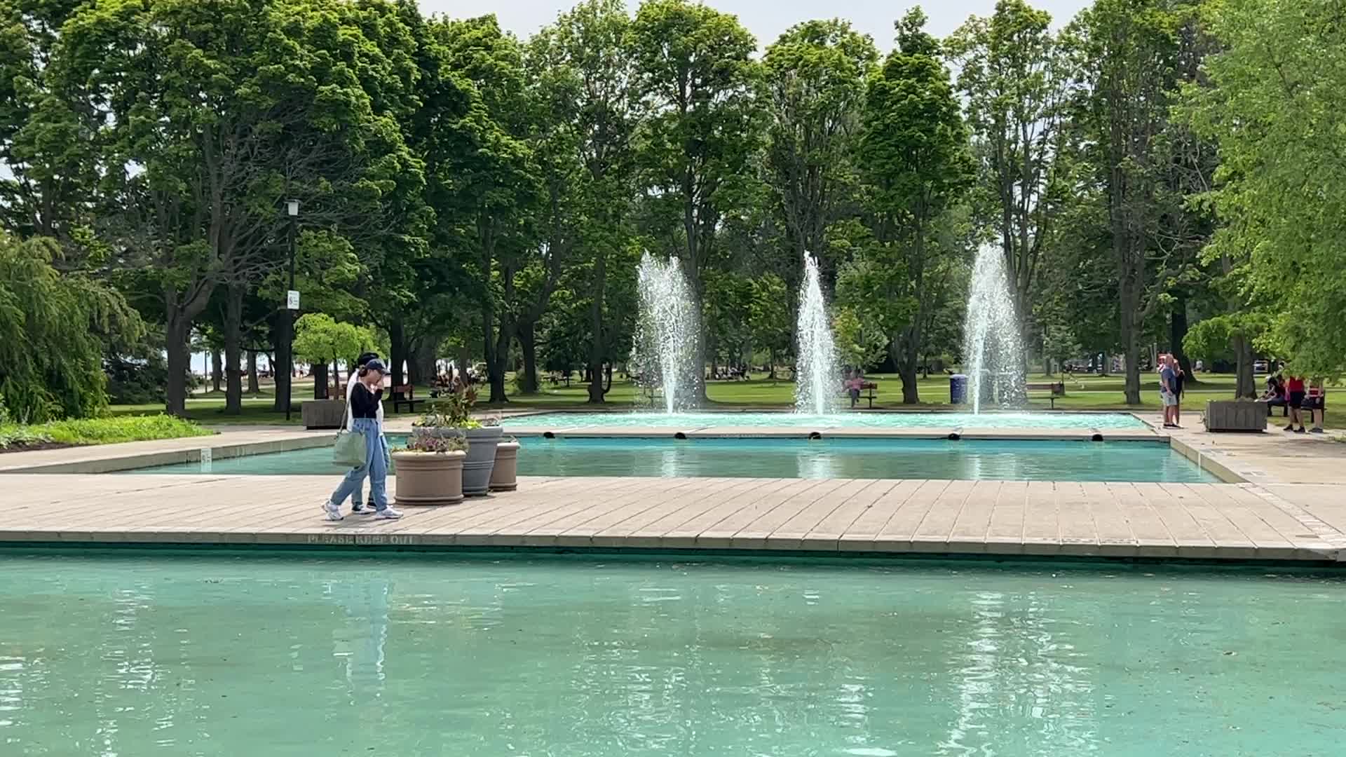 Daily life on Centre Island
