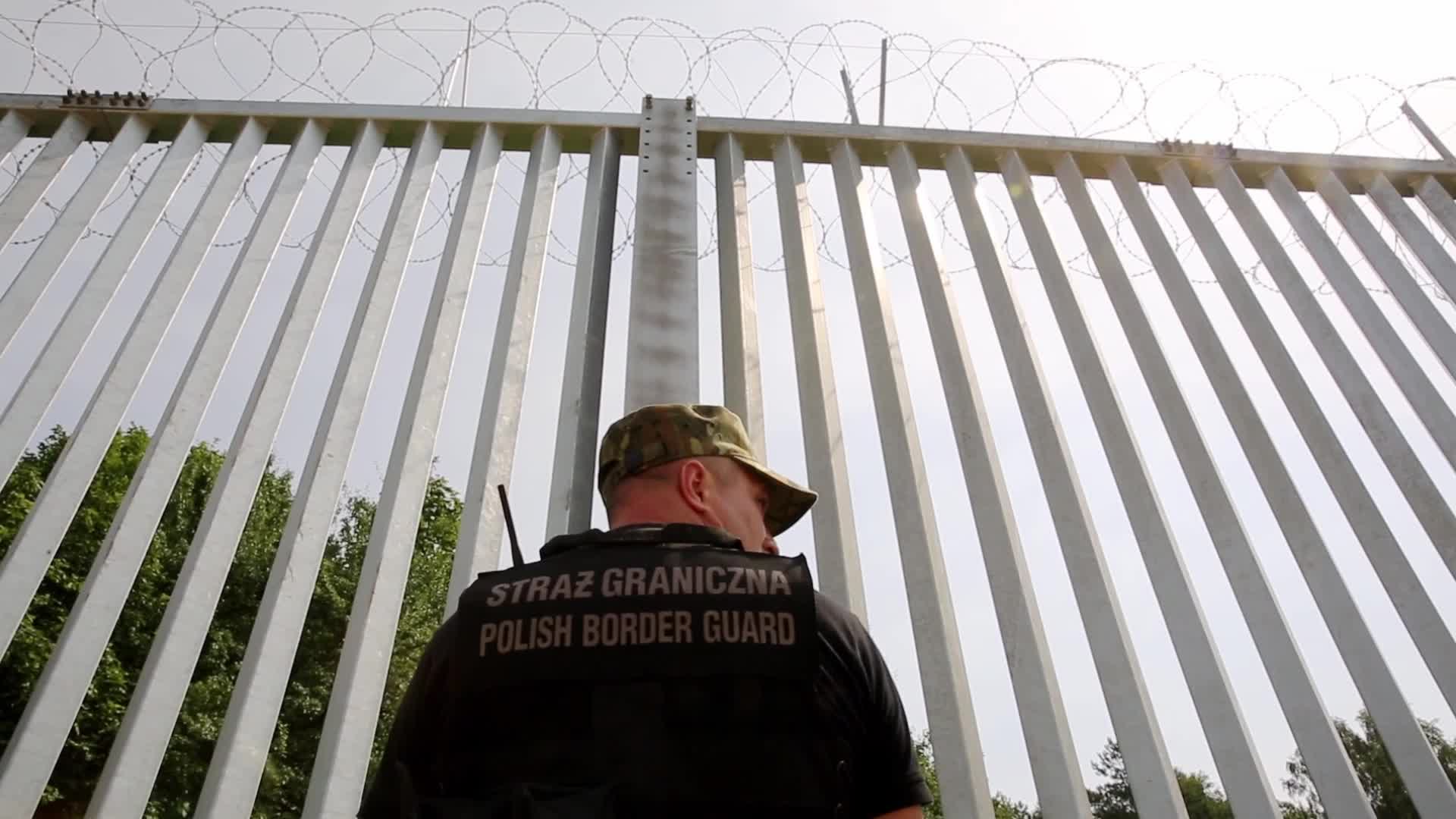 Poland finishes building a border barrier with Belarus