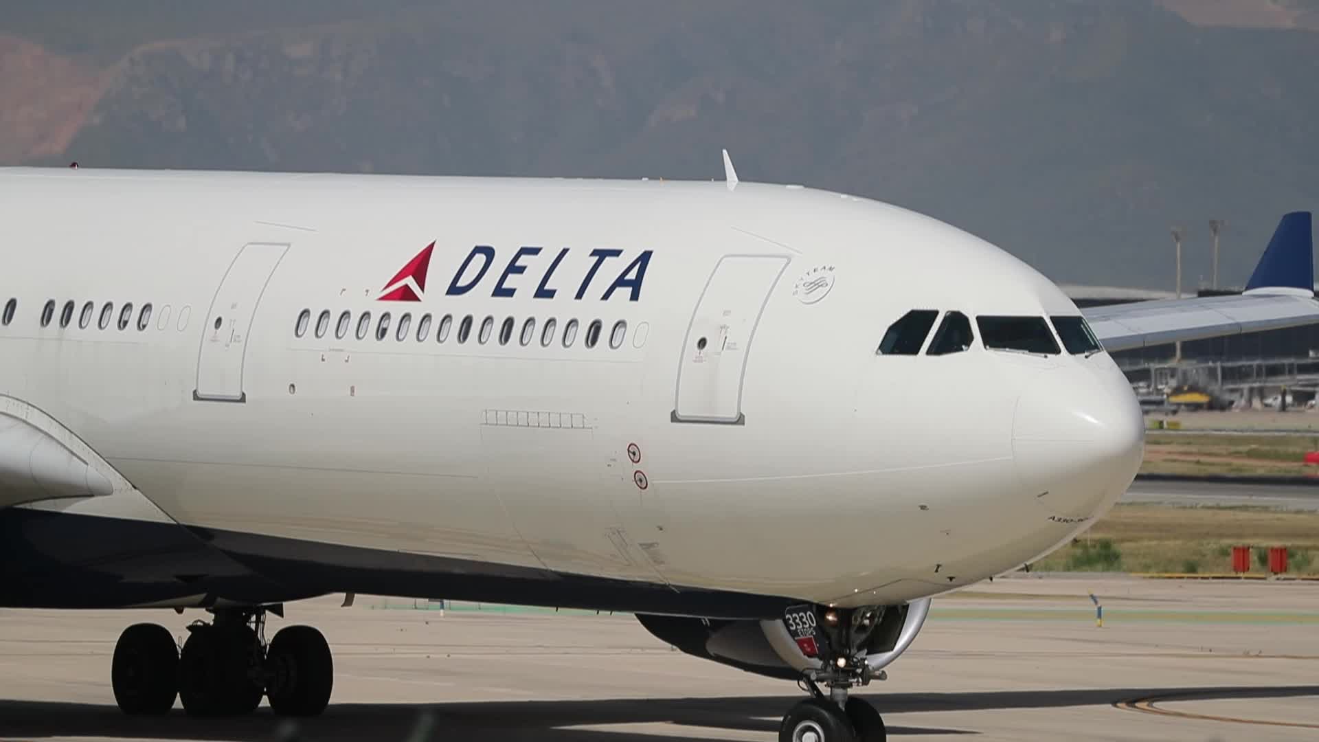 Delta Air Lines Airbus 330 taking off from Barcelona airport