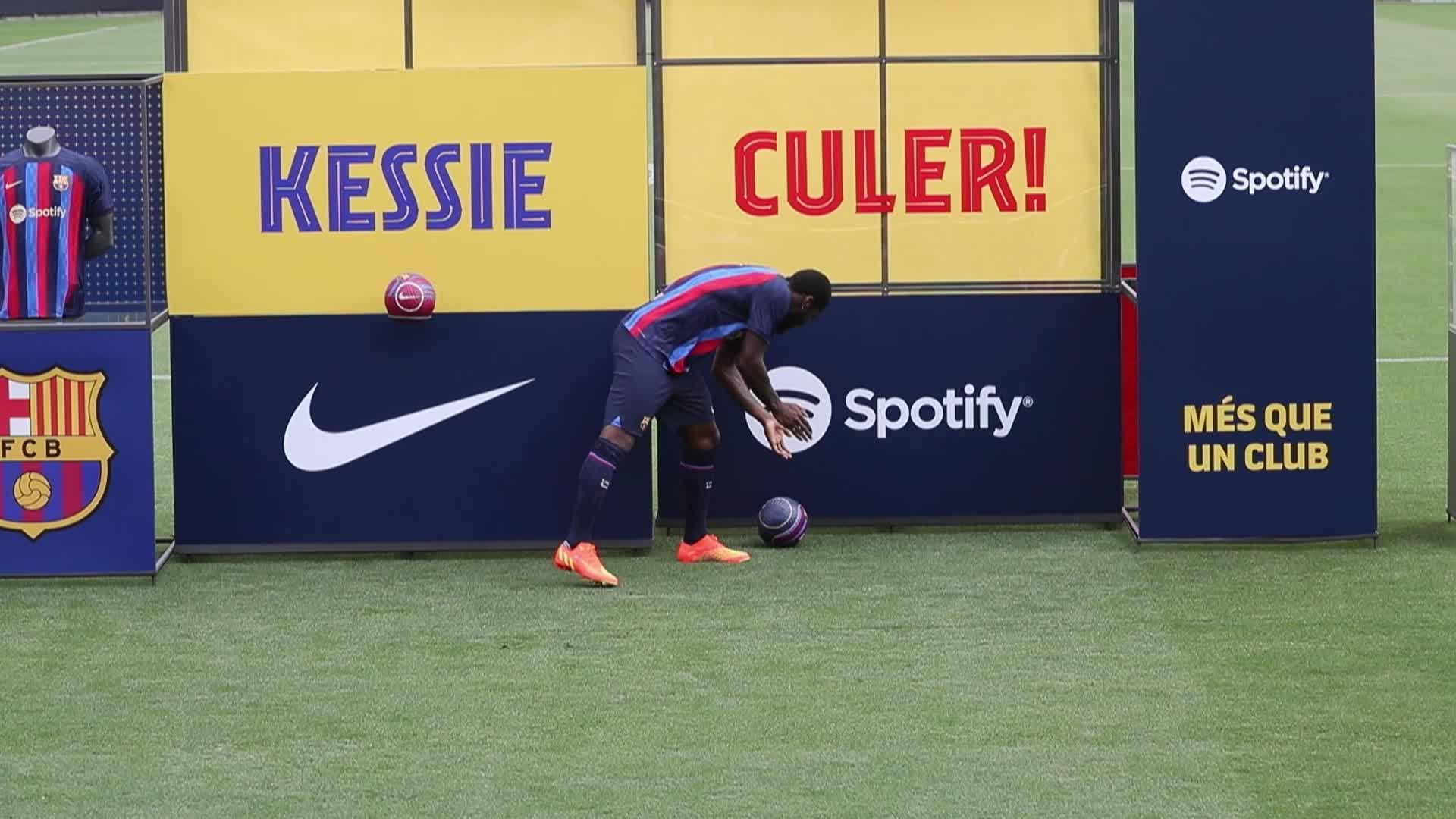Kessie presented as a new FC Barcelona player