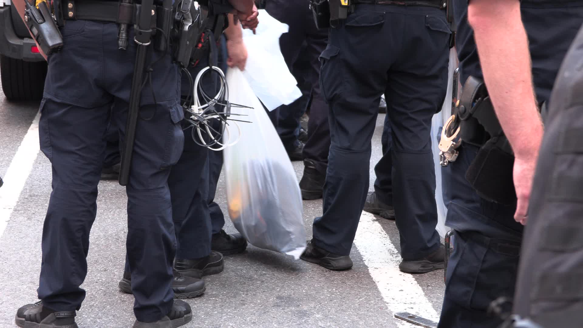 NYC: Arrests follow water gun fight at Fox News