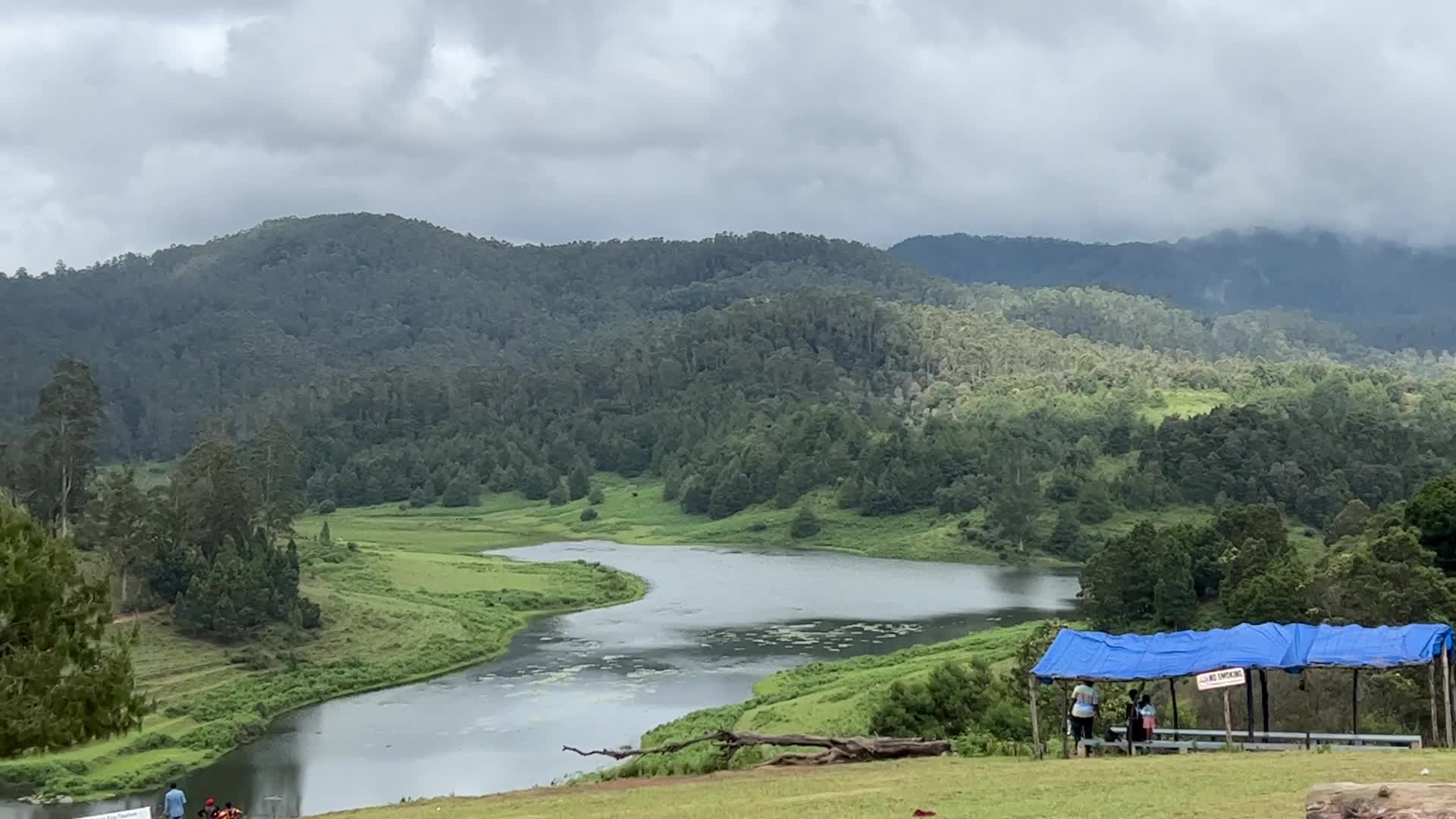 Mannavanur Lake 