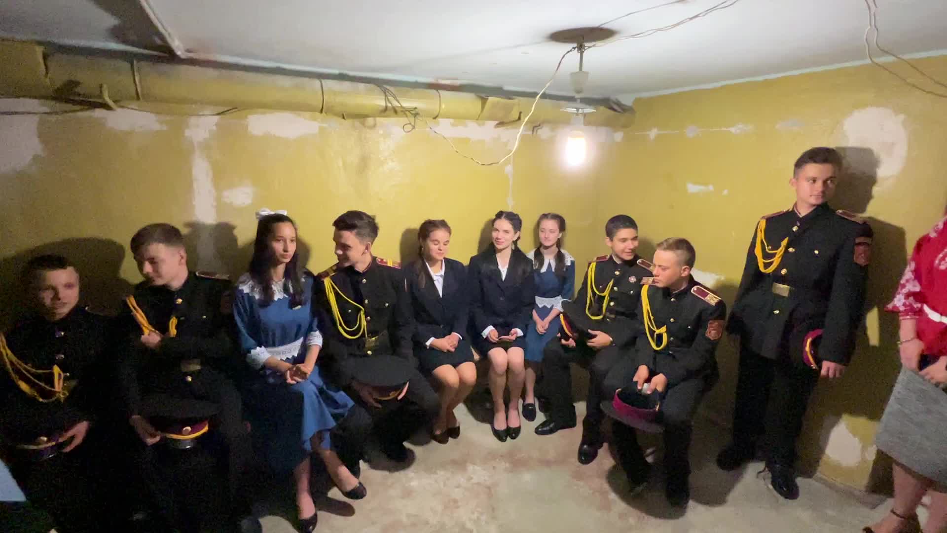 Cadets and ladies, students of the Kyiv Cadet Corps in Kyiv 