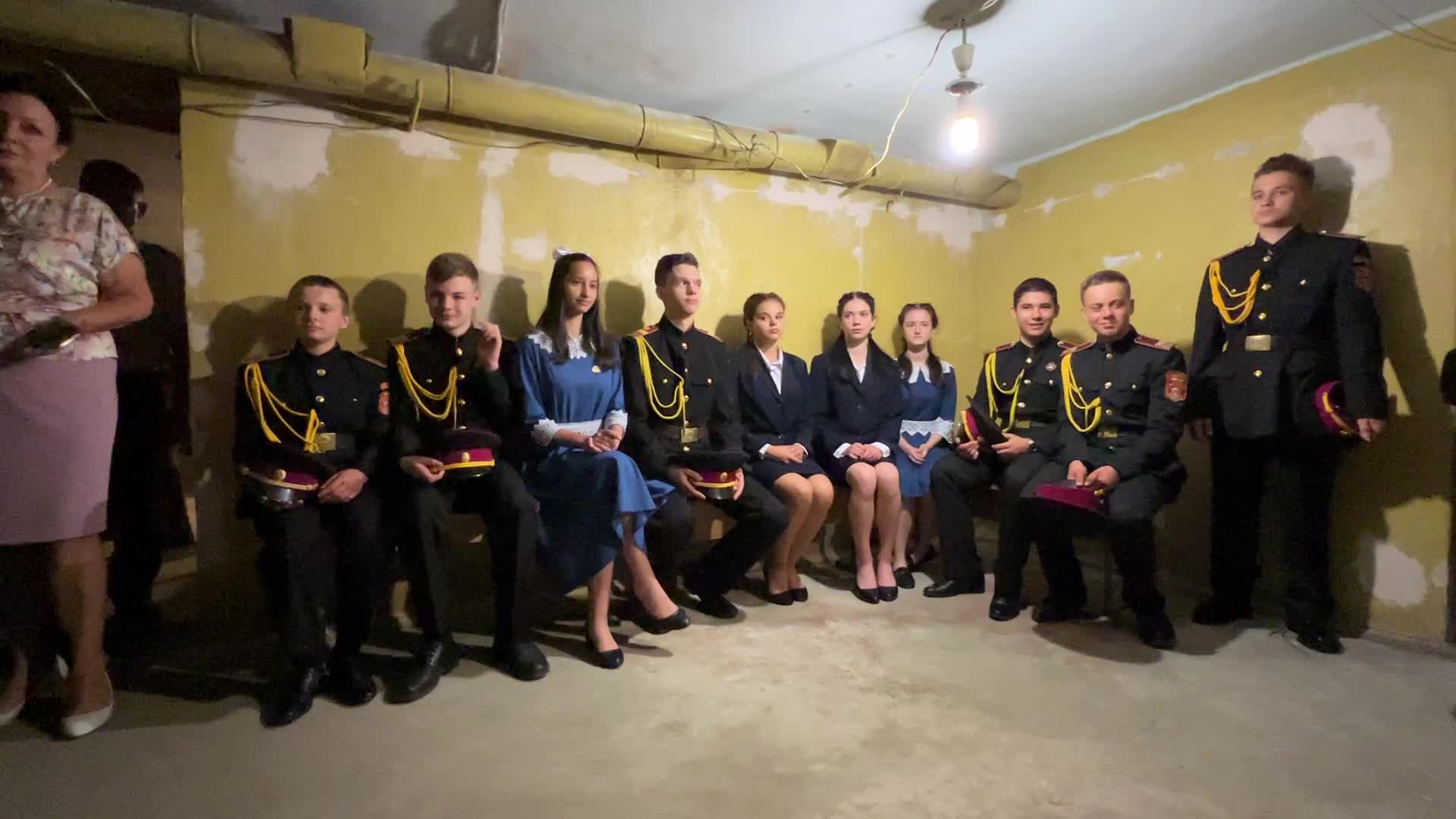 Cadets and ladies, students of the Kyiv Cadet Corps in Kyiv 