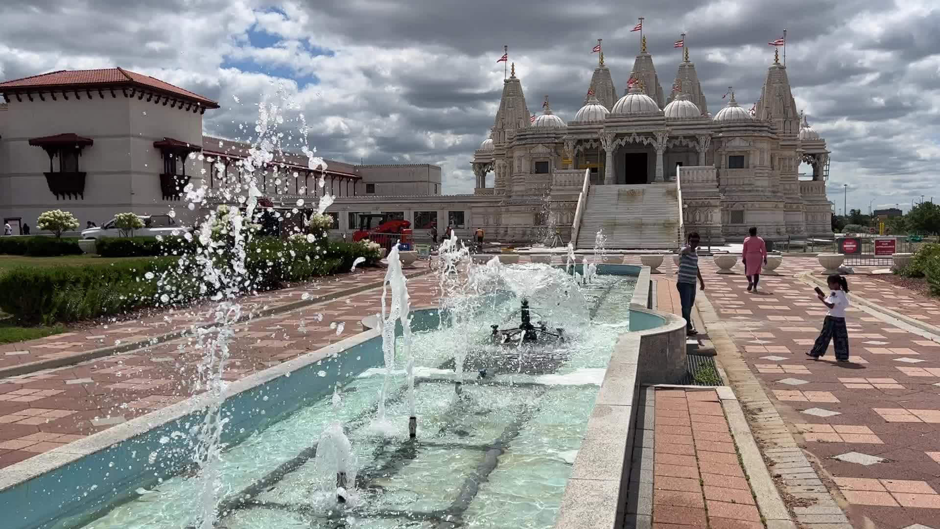 BAPS Swaminarayan Mandir in Toronto
