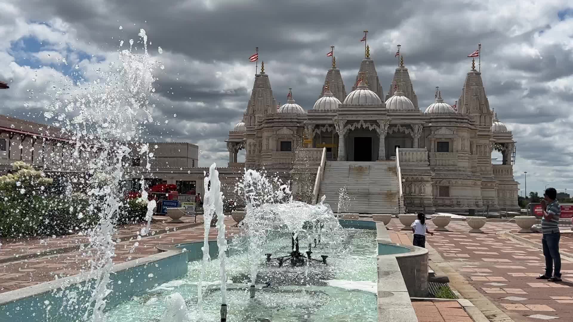BAPS Swaminarayan Mandir in Toronto