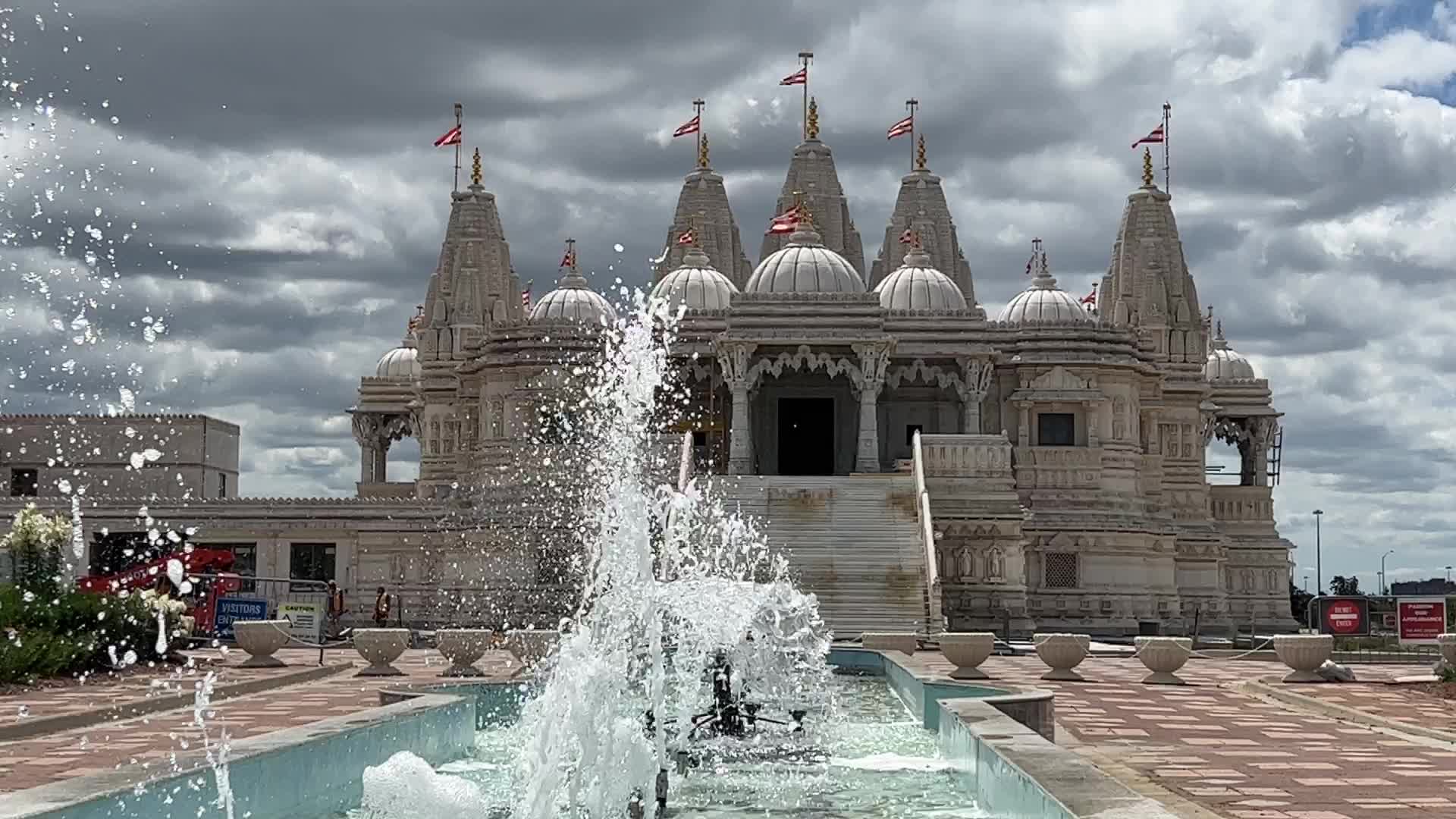 BAPS Swaminarayan Mandir in Toronto