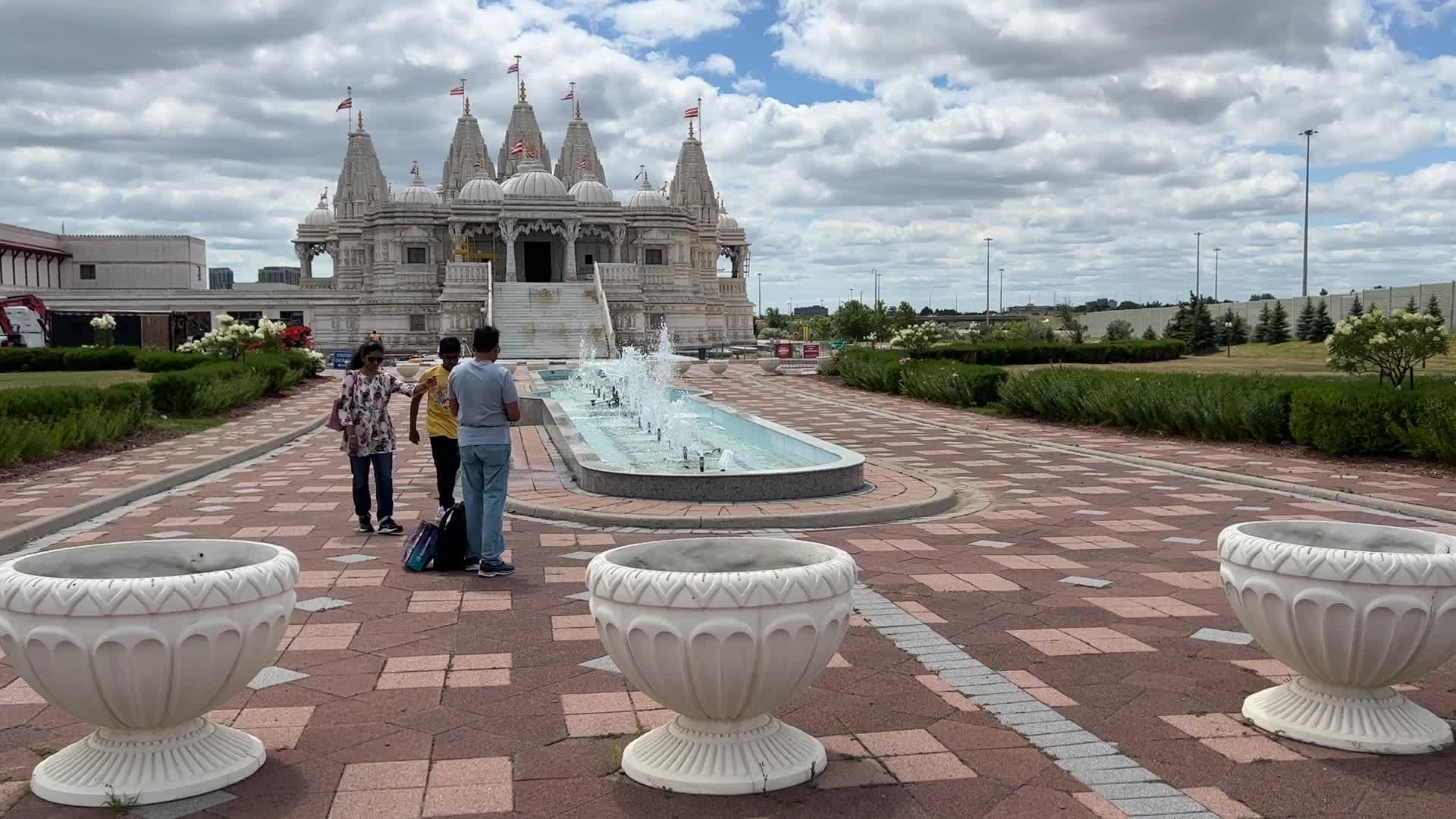 BAPS Swaminarayan Mandir in Toronto