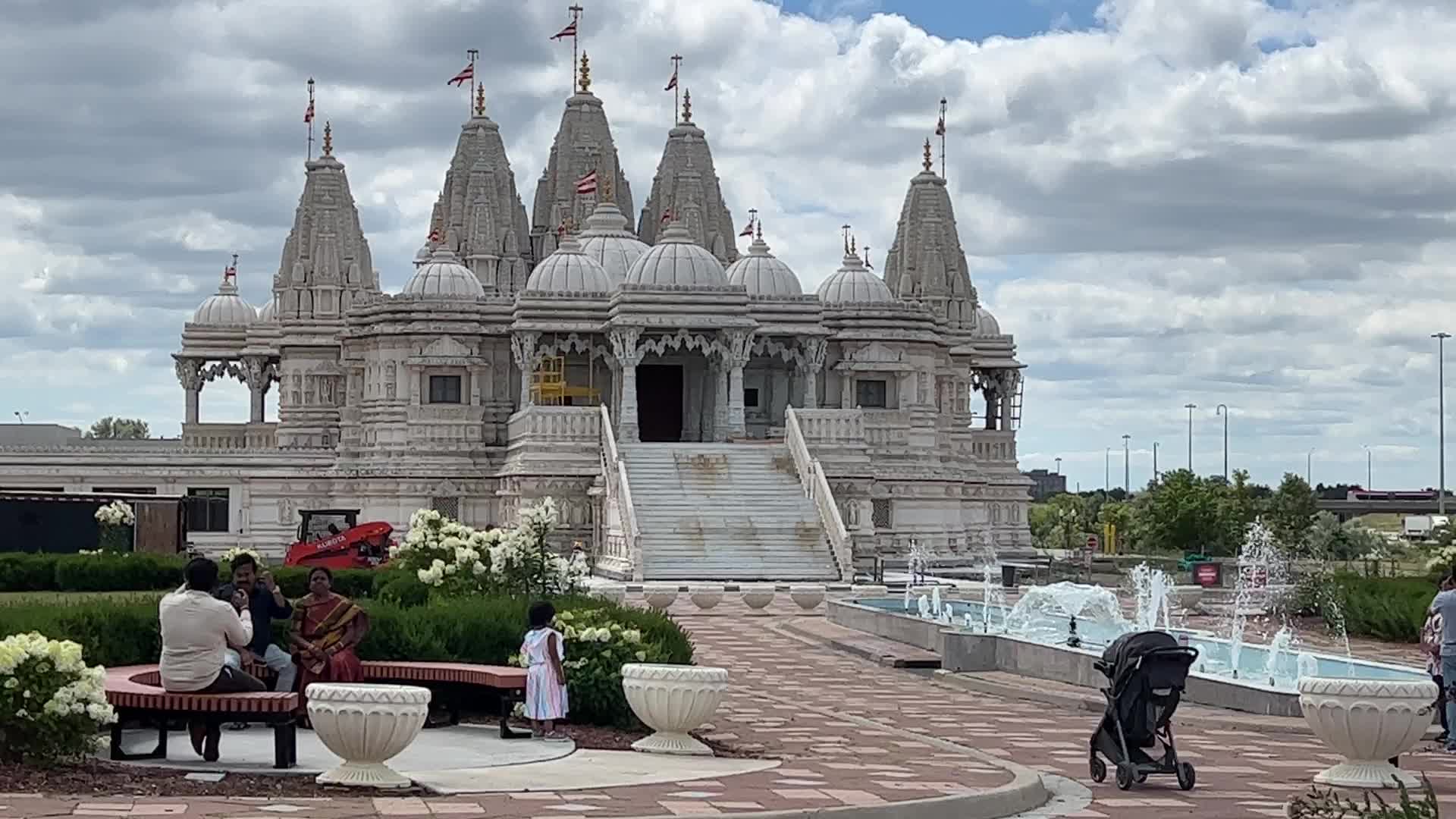 BAPS Swaminarayan Mandir in Toronto