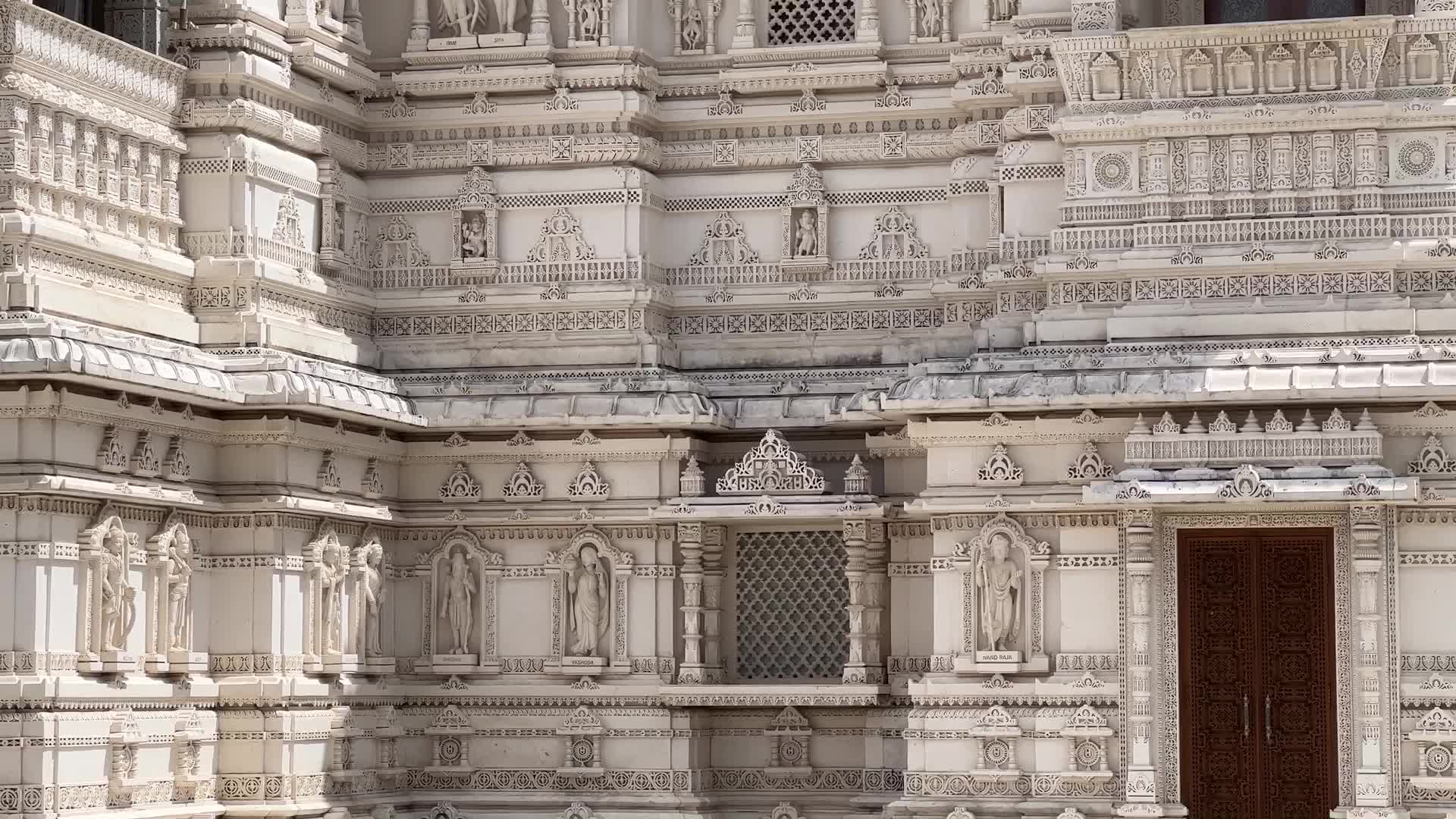 BAPS Swaminarayan Mandir in Toronto