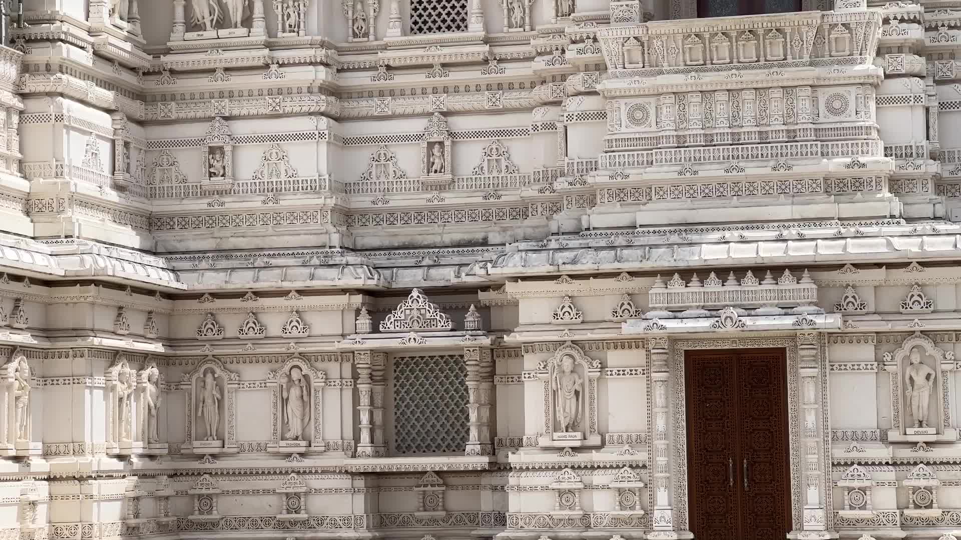 BAPS Swaminarayan Mandir in Toronto