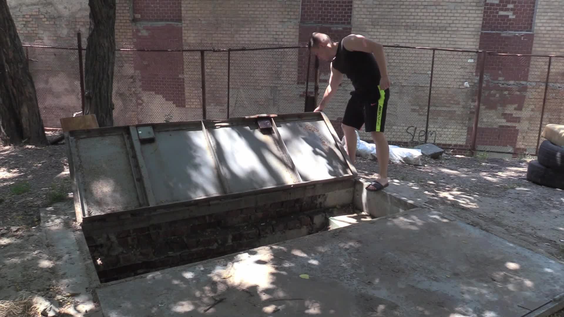 Ukrainians use catacombs as a bomb shelter during air raid alert in Odesa, amid Russia's invasion of Ukraine