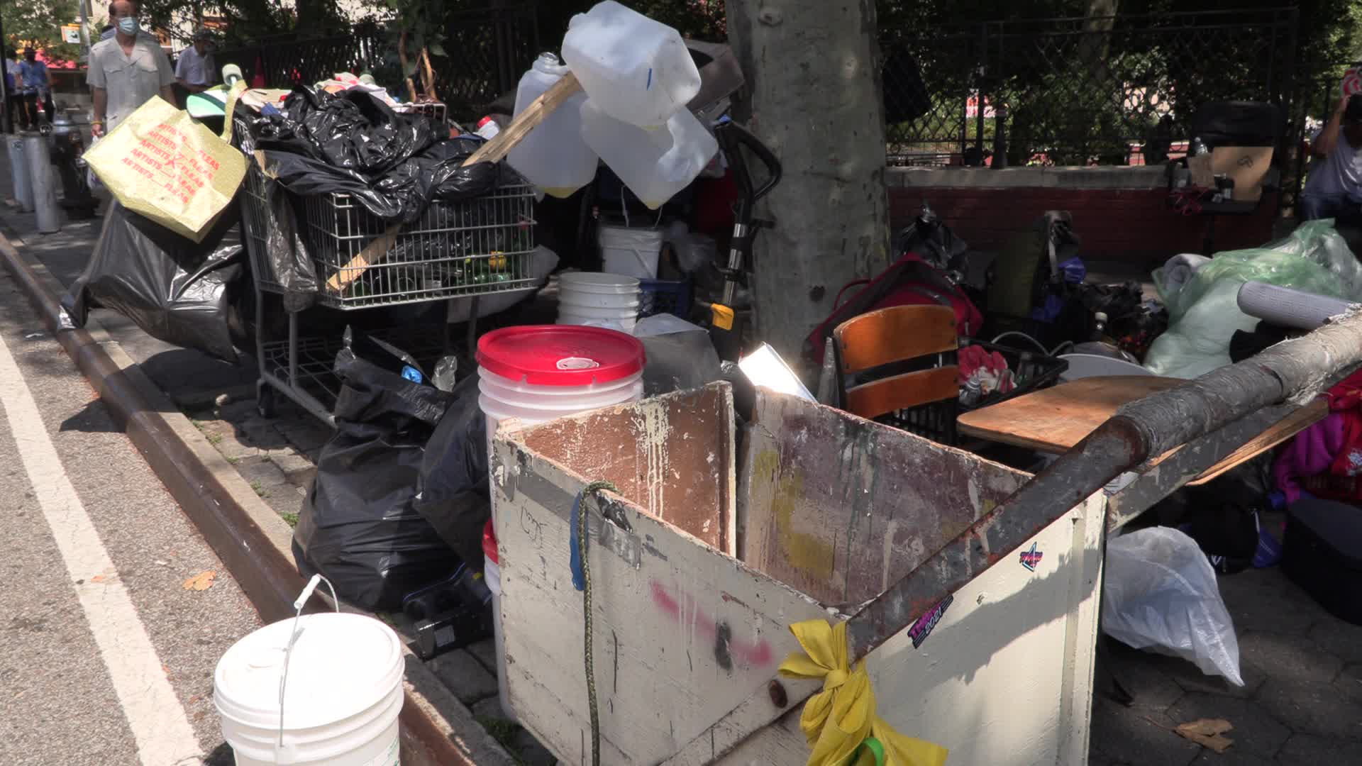 NYC: Chinatown Homeless Encampment Sweep