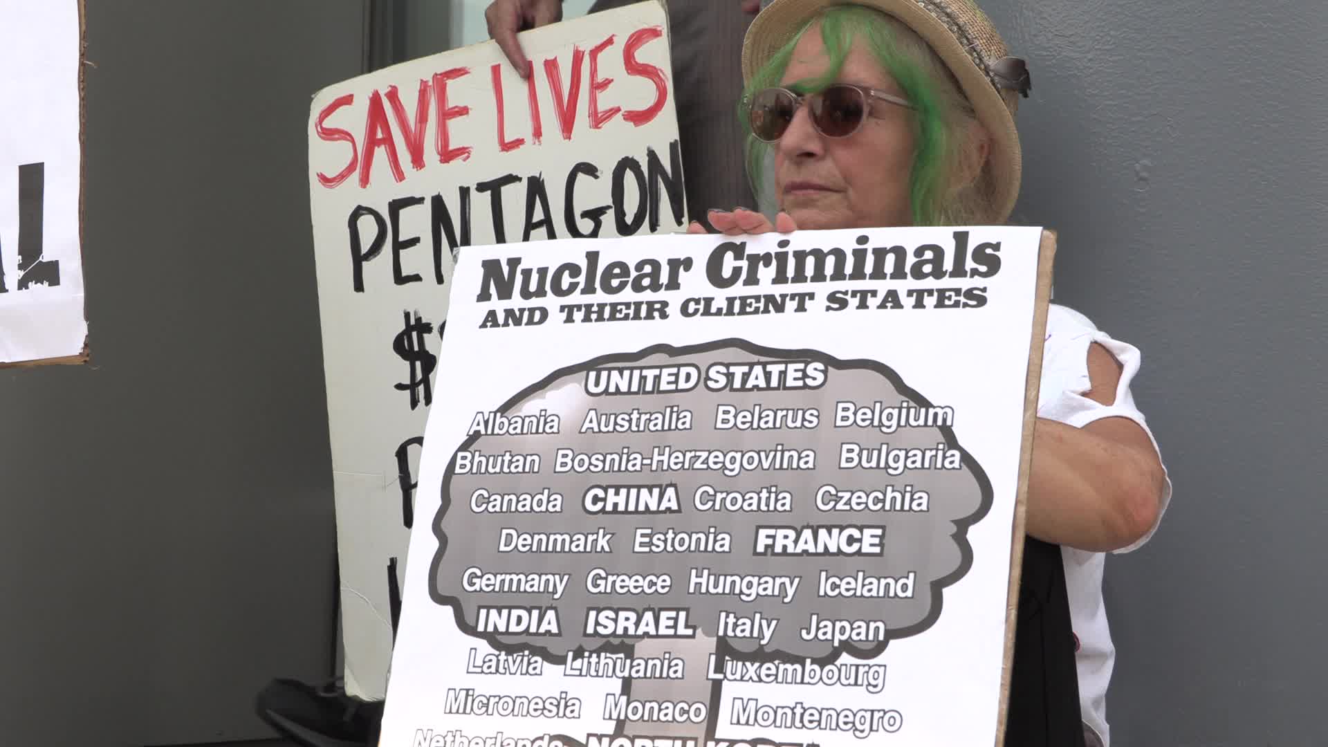 NYC: Peace activists for nuclear disarmament arrested after sit-in