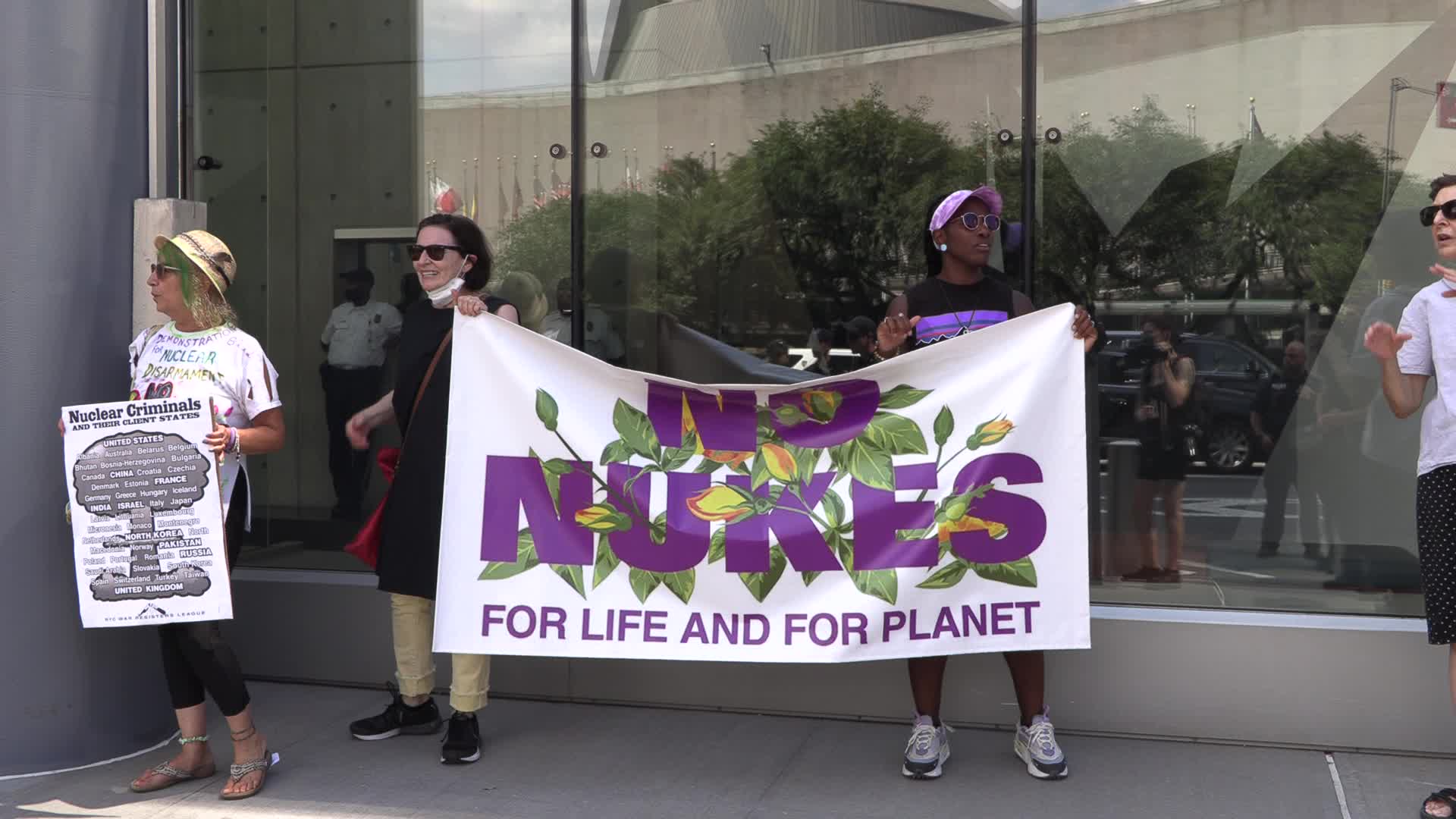 NYC: Peace activists for nuclear disarmament arrested after sit-in