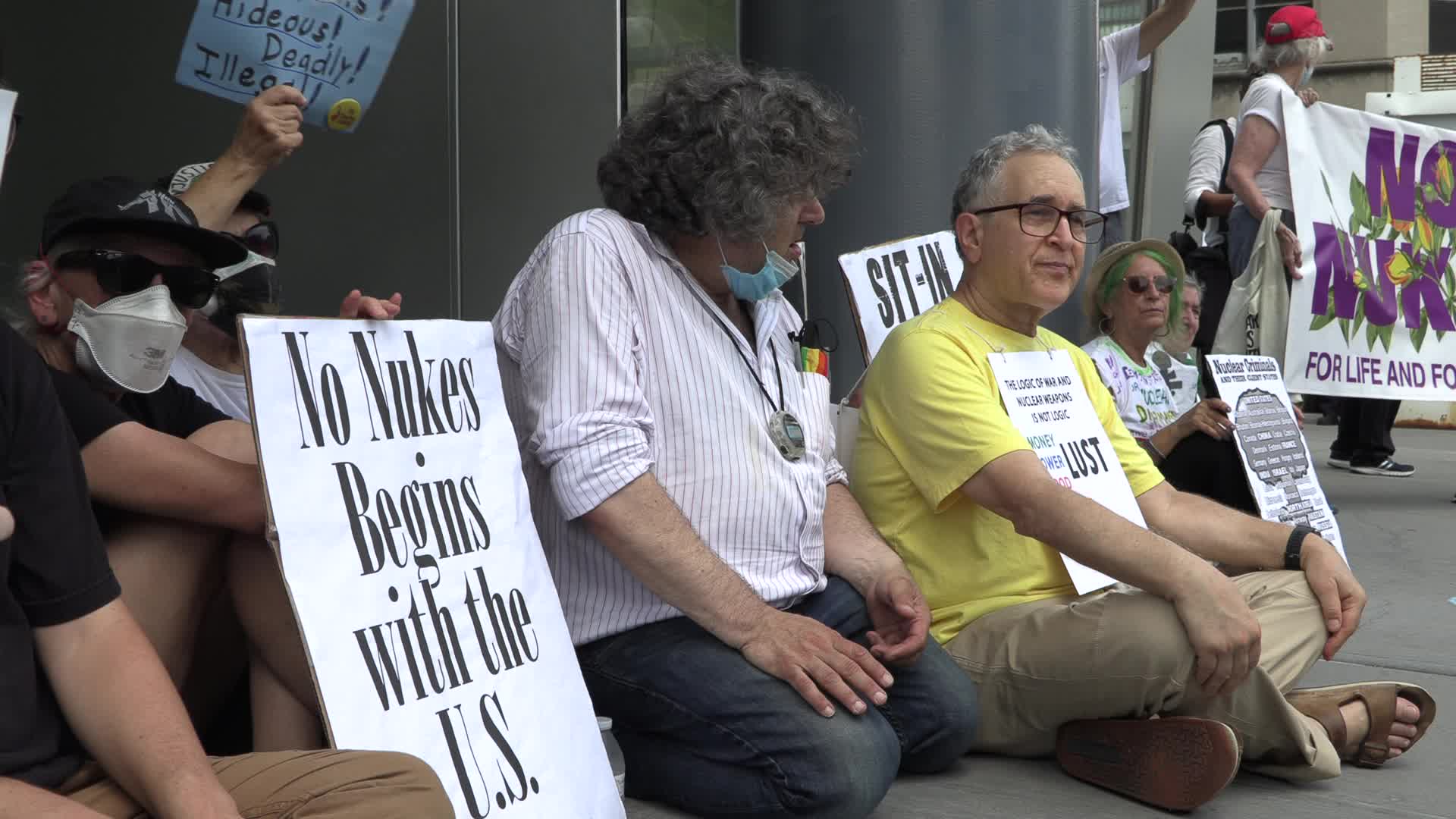 NYC: Peace activists for nuclear disarmament arrested after sit-in