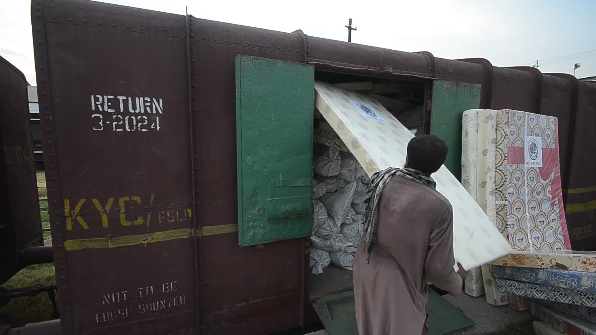 Pakistan flash flood Aid in Peshawar
