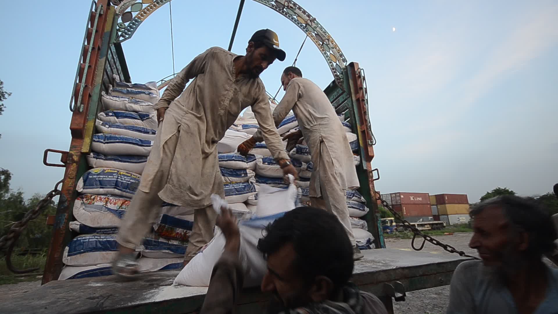 Pakistan flash flood Aid in Peshawar
